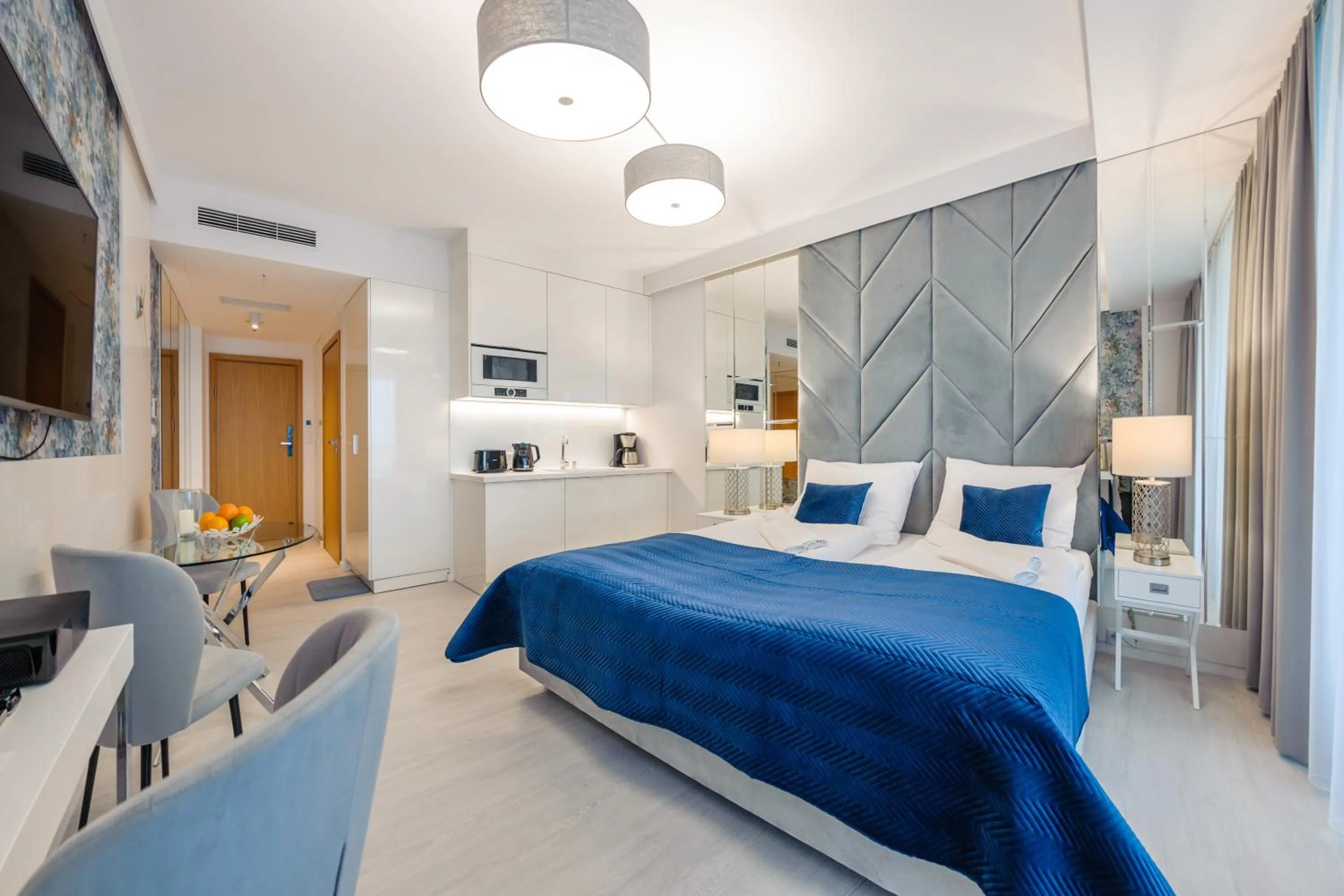 Bed in Seaside Kołobrzeg, Sun & Snow