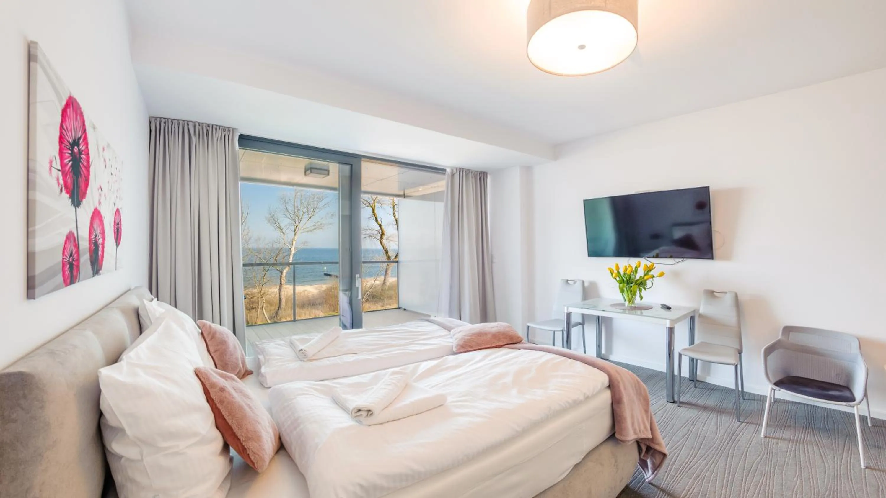 Bed in Seaside Kołobrzeg, Sun & Snow