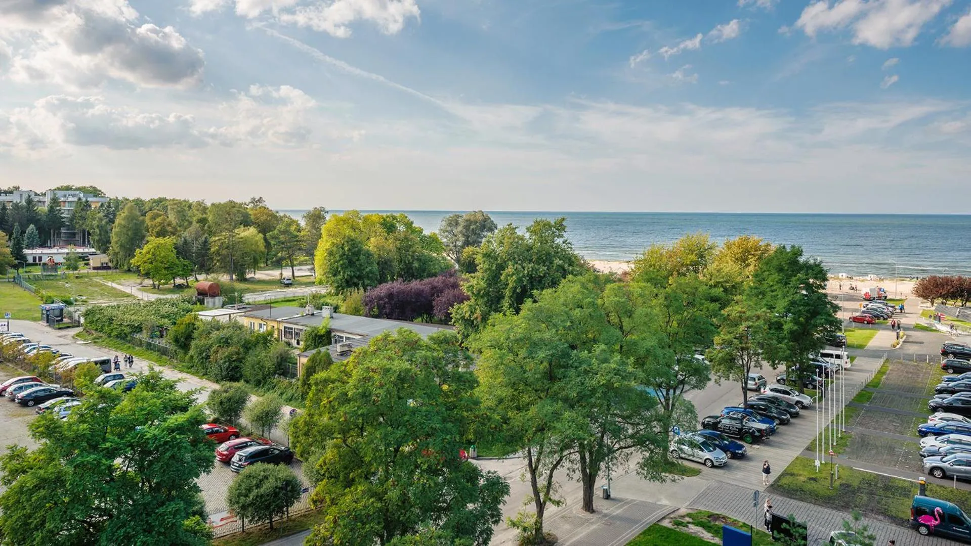 Sea view in Seaside Kołobrzeg, Sun & Snow