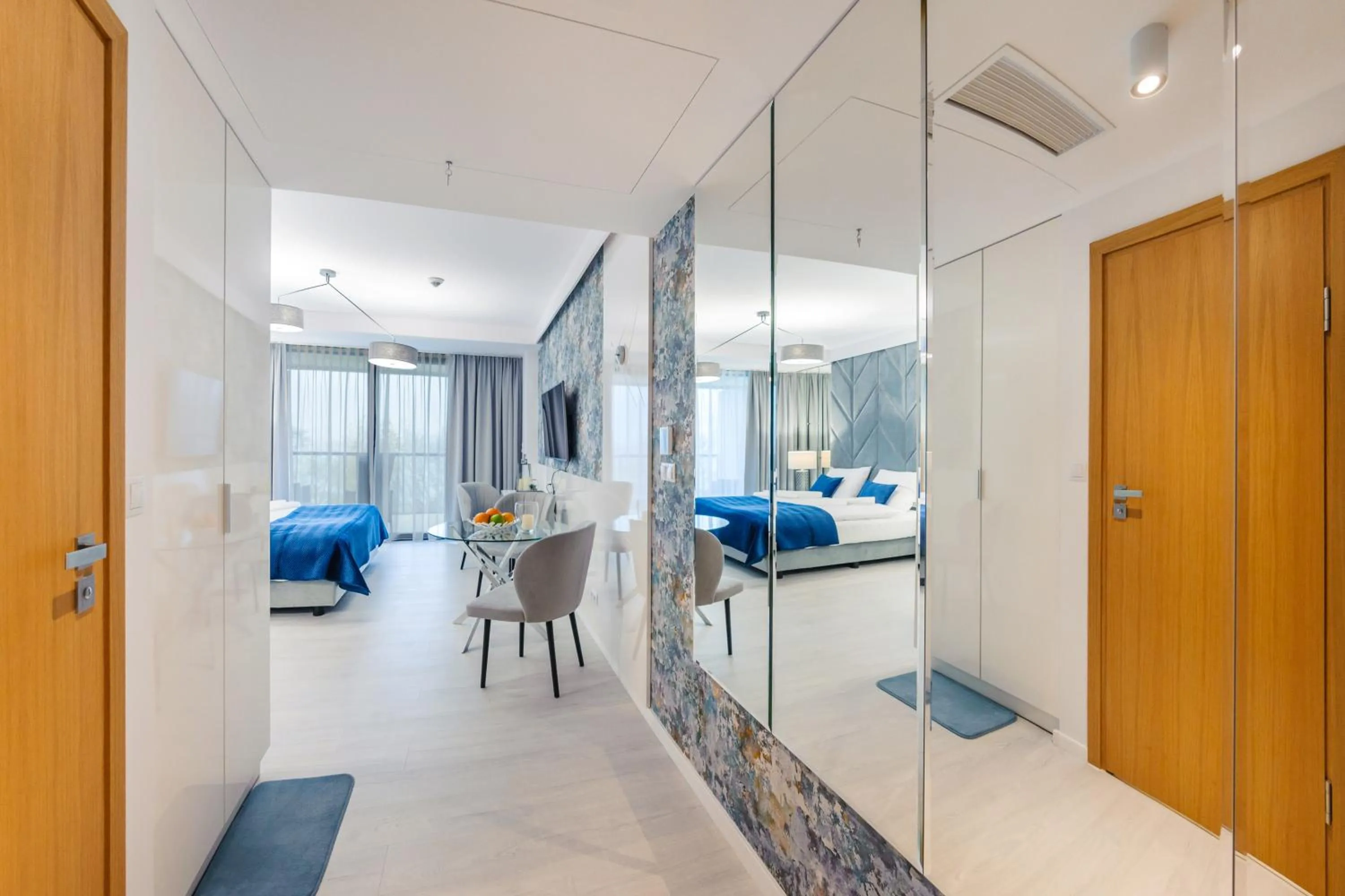 Photo of the whole room, Bed in Seaside Kołobrzeg, Sun & Snow