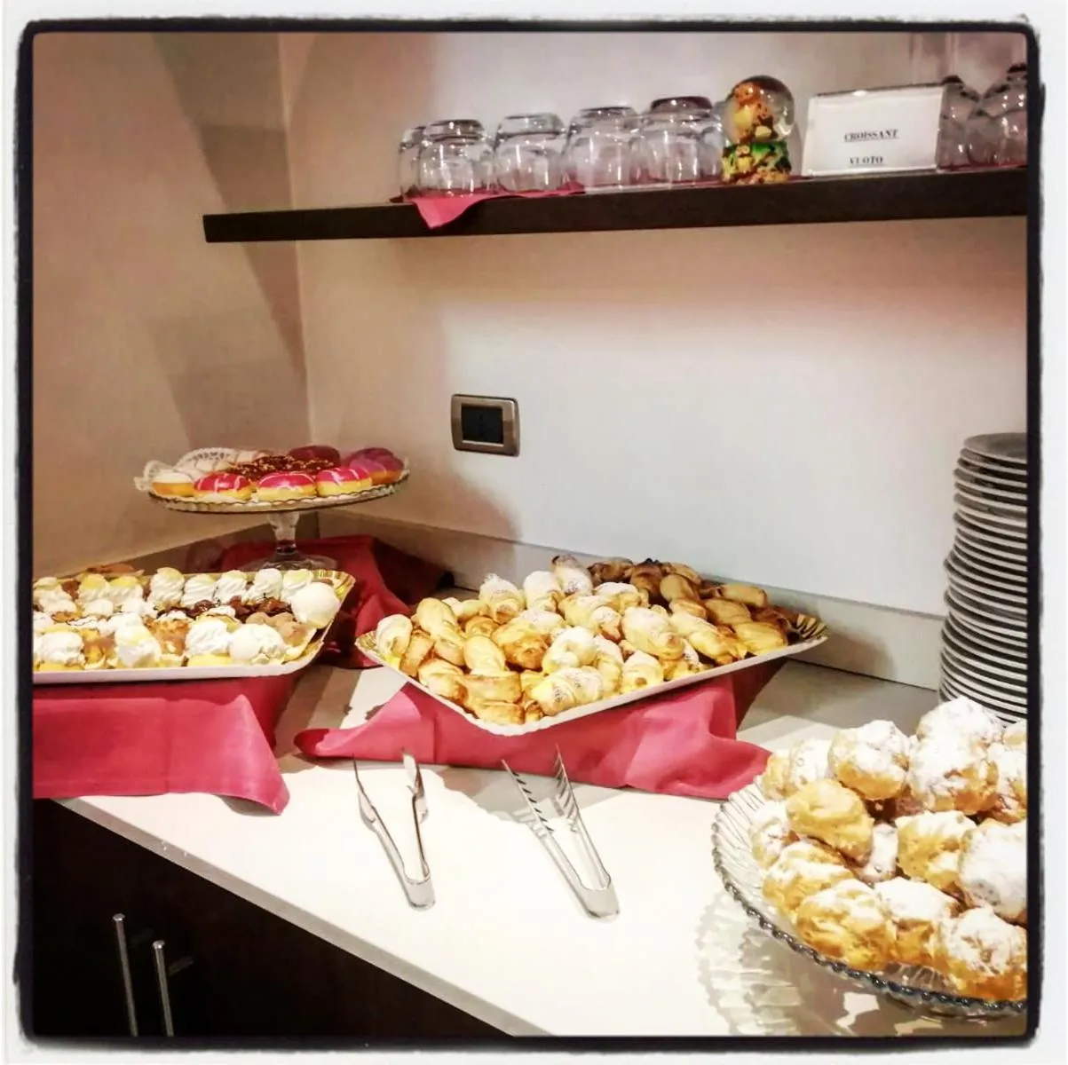 Food and drinks in Hotel Davide