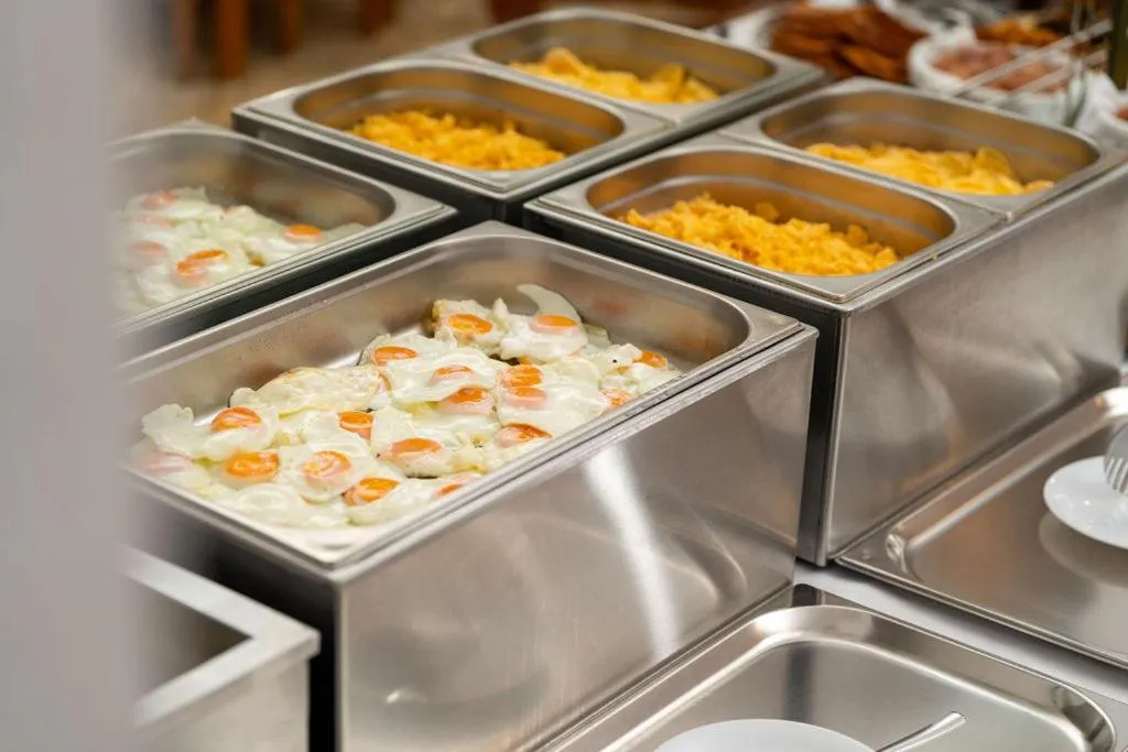 Buffet breakfast in Hotel Pilalidis