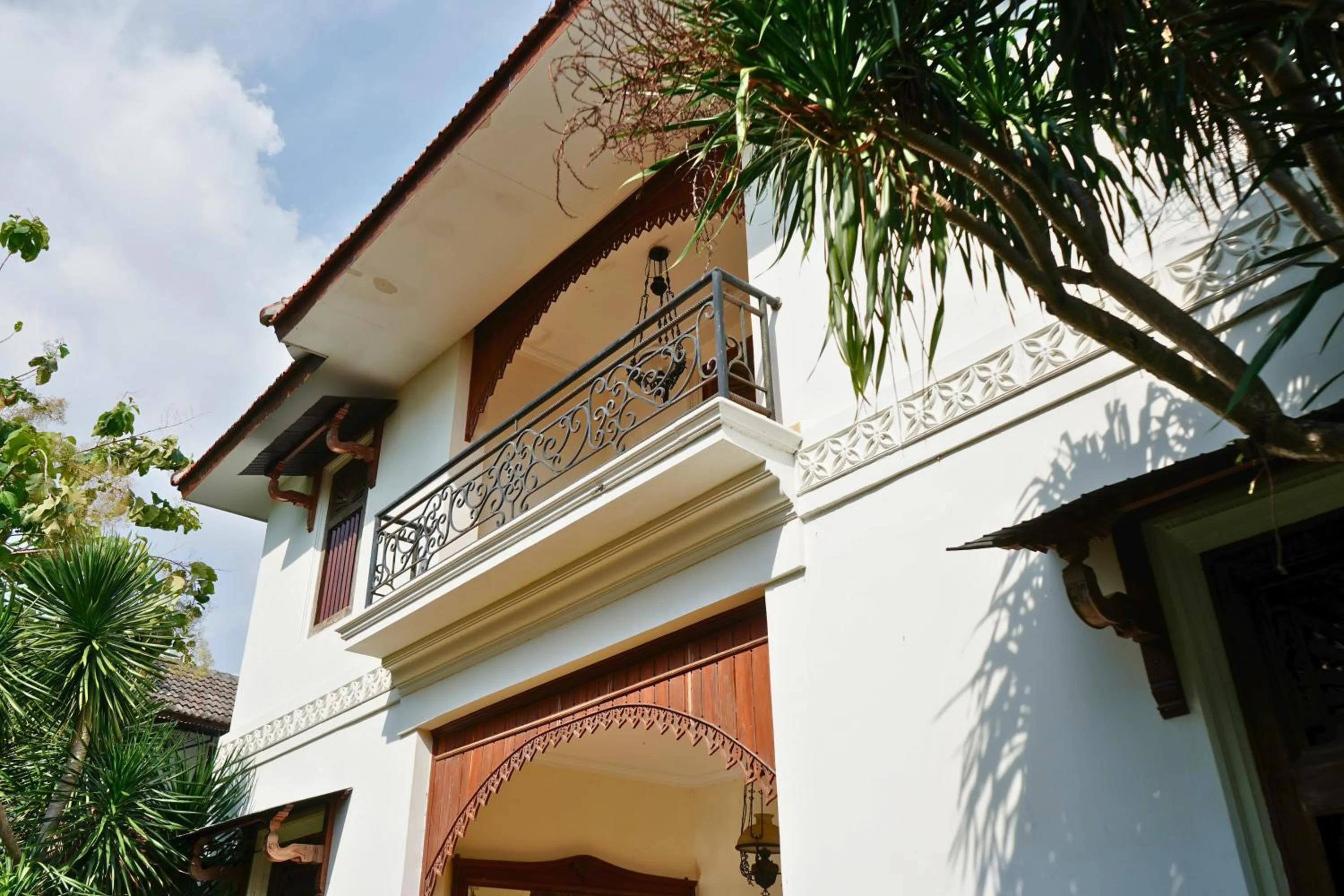 Property building in The Mangkoro Hotel by Sinergi