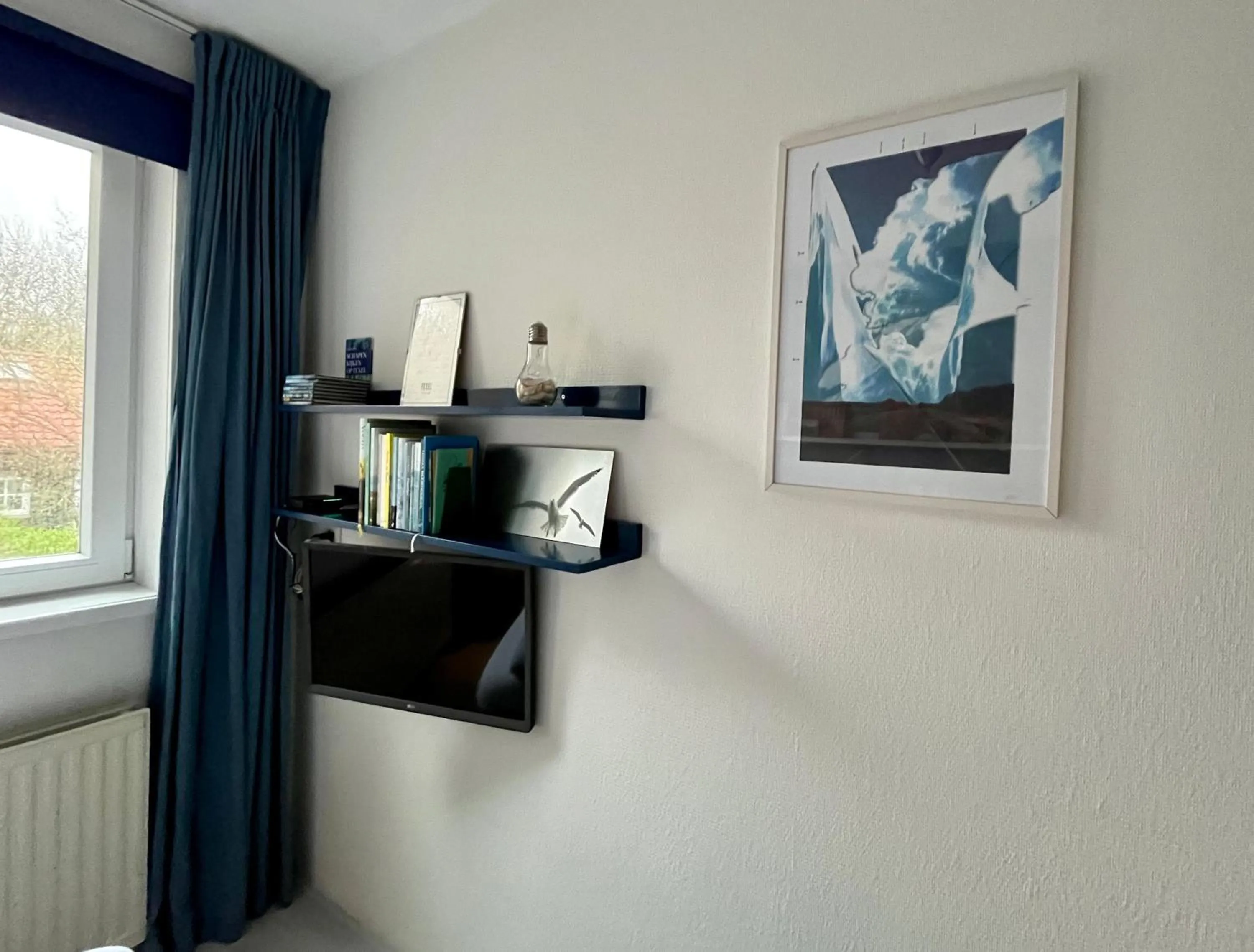 TV and multimedia in B&B Vloedlijn Texel