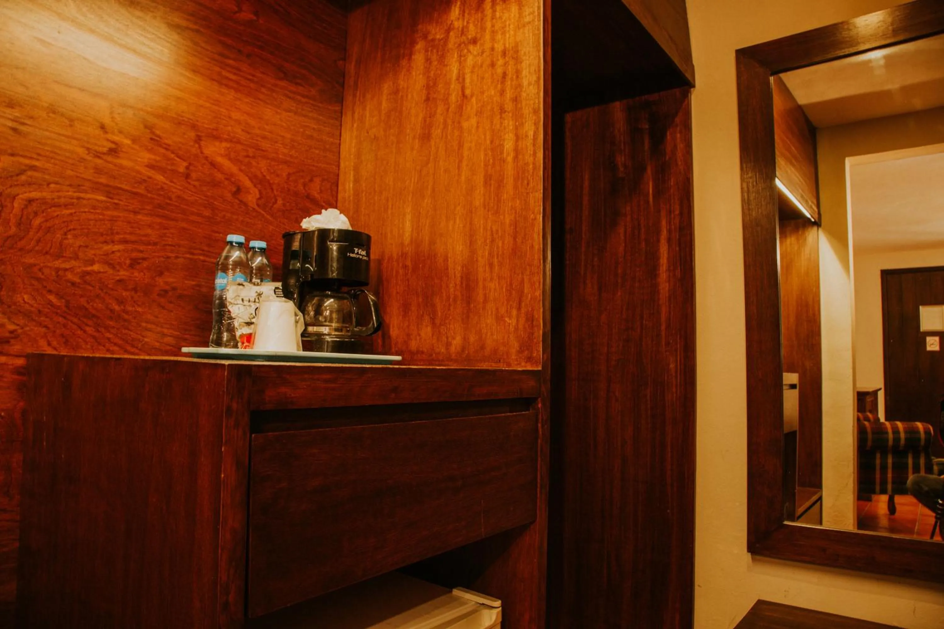 Coffee/tea facilities in Hotel Holly