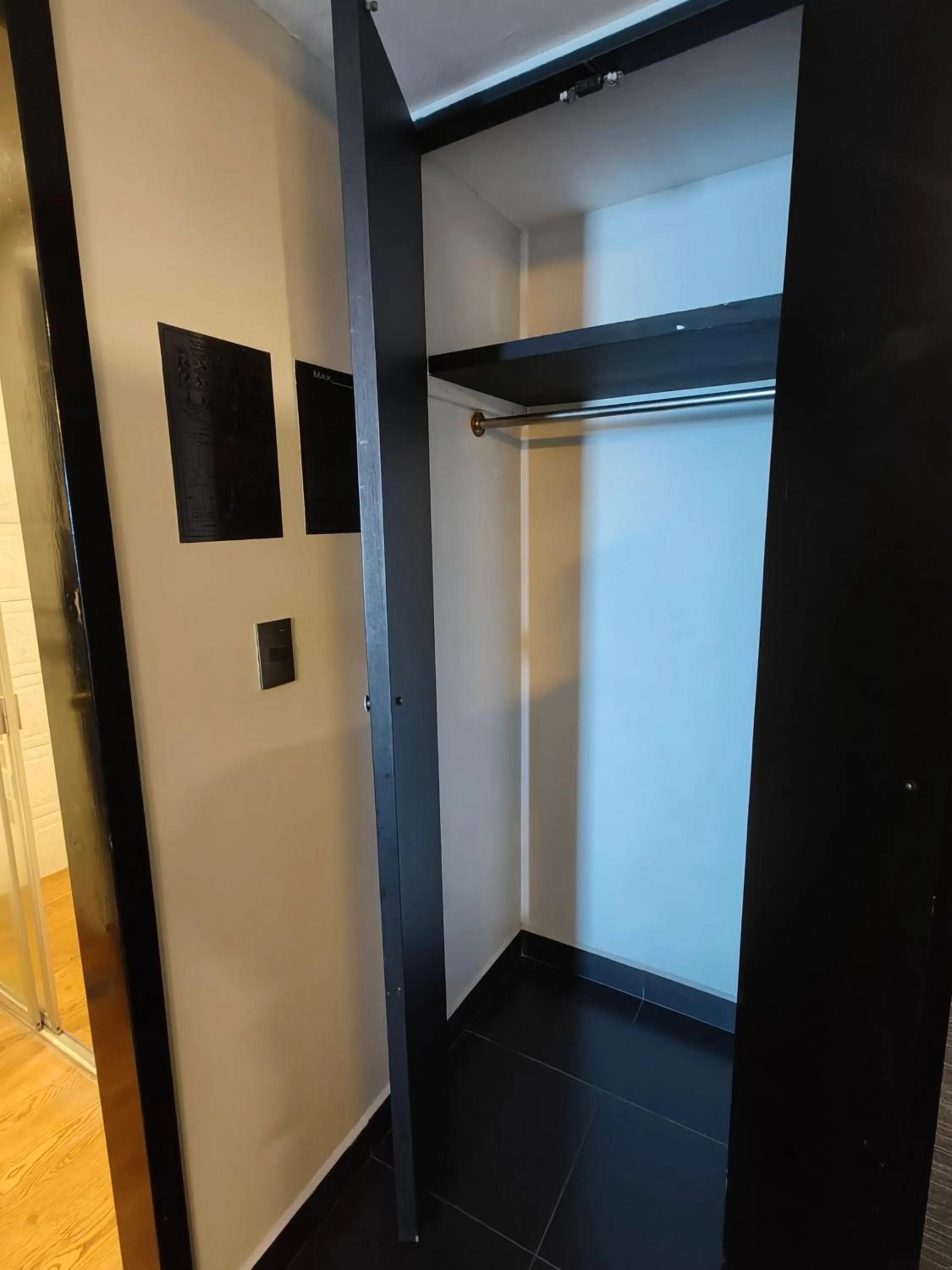 wardrobe in Hotel Max
