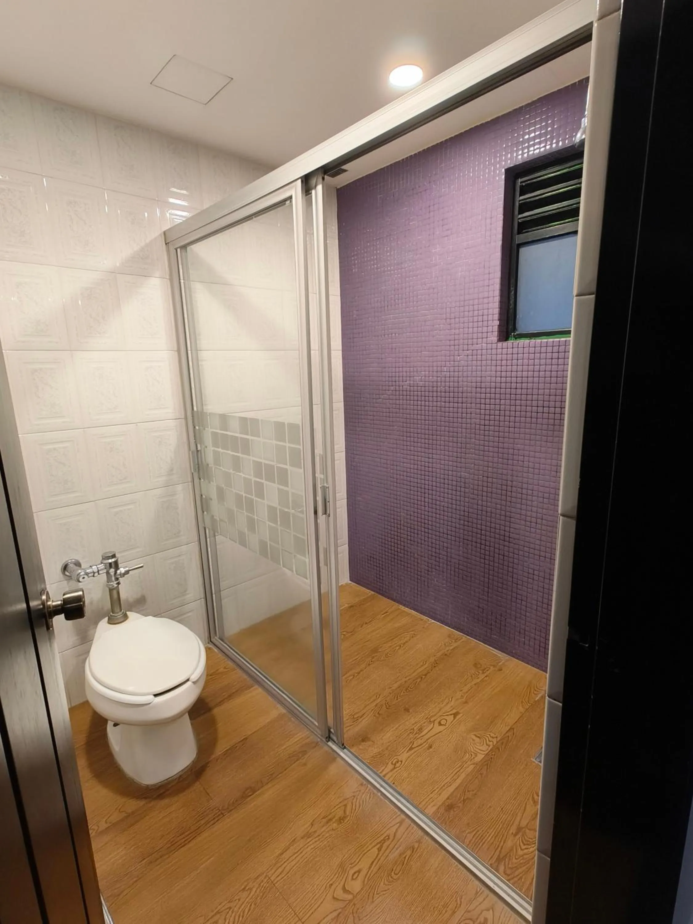 Bathroom in Hotel Max