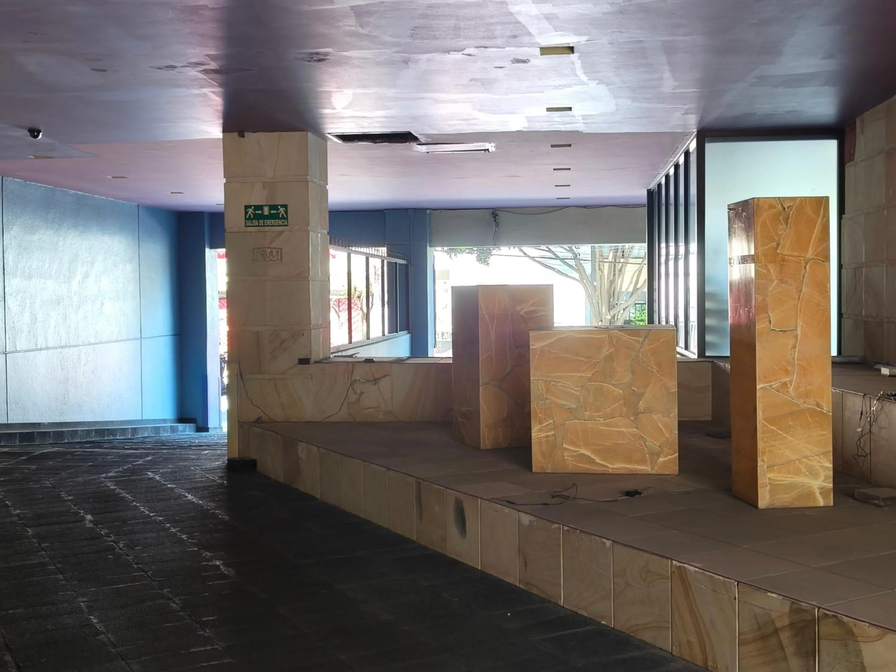 Property building in Hotel Max