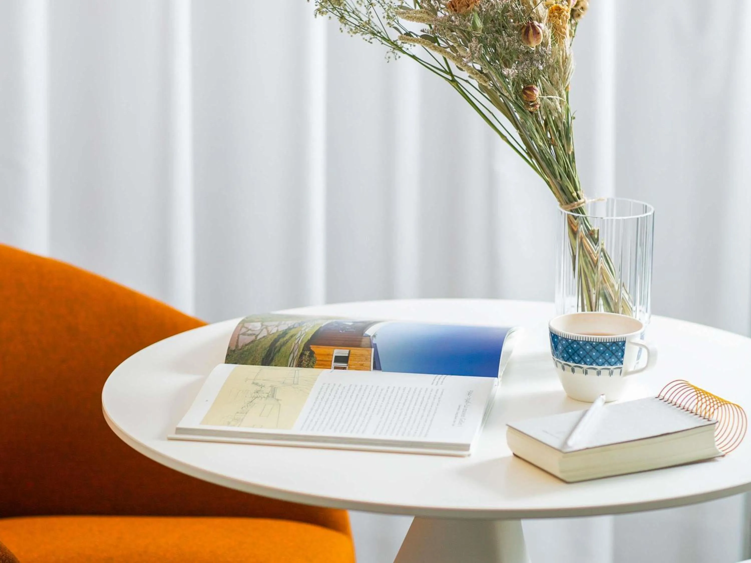Bedroom in Hôtel Mercure Paris Centre Gare Montparnasse