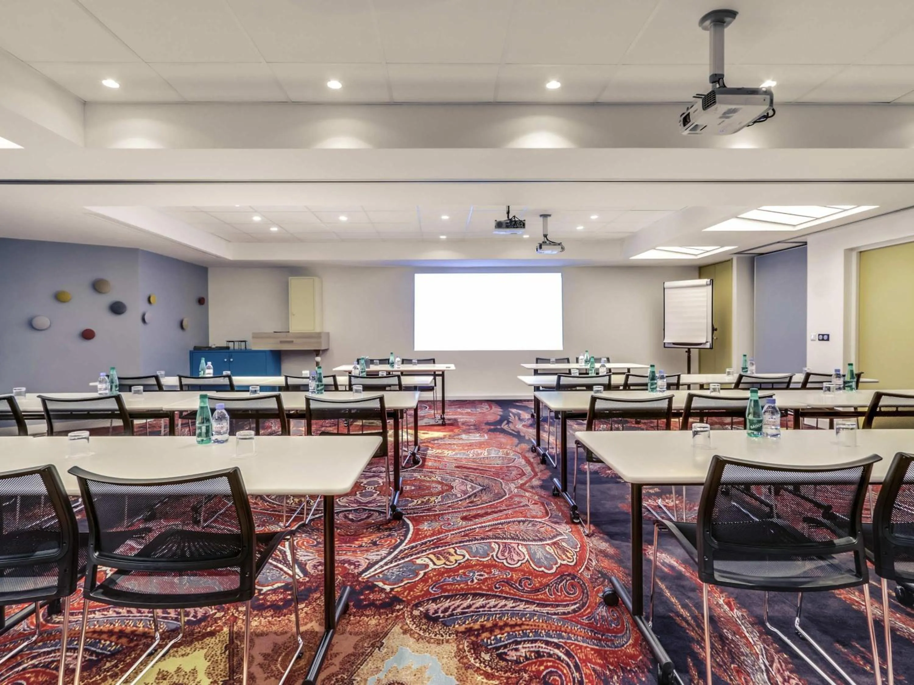 Business facilities in Hôtel Mercure Paris Centre Gare Montparnasse