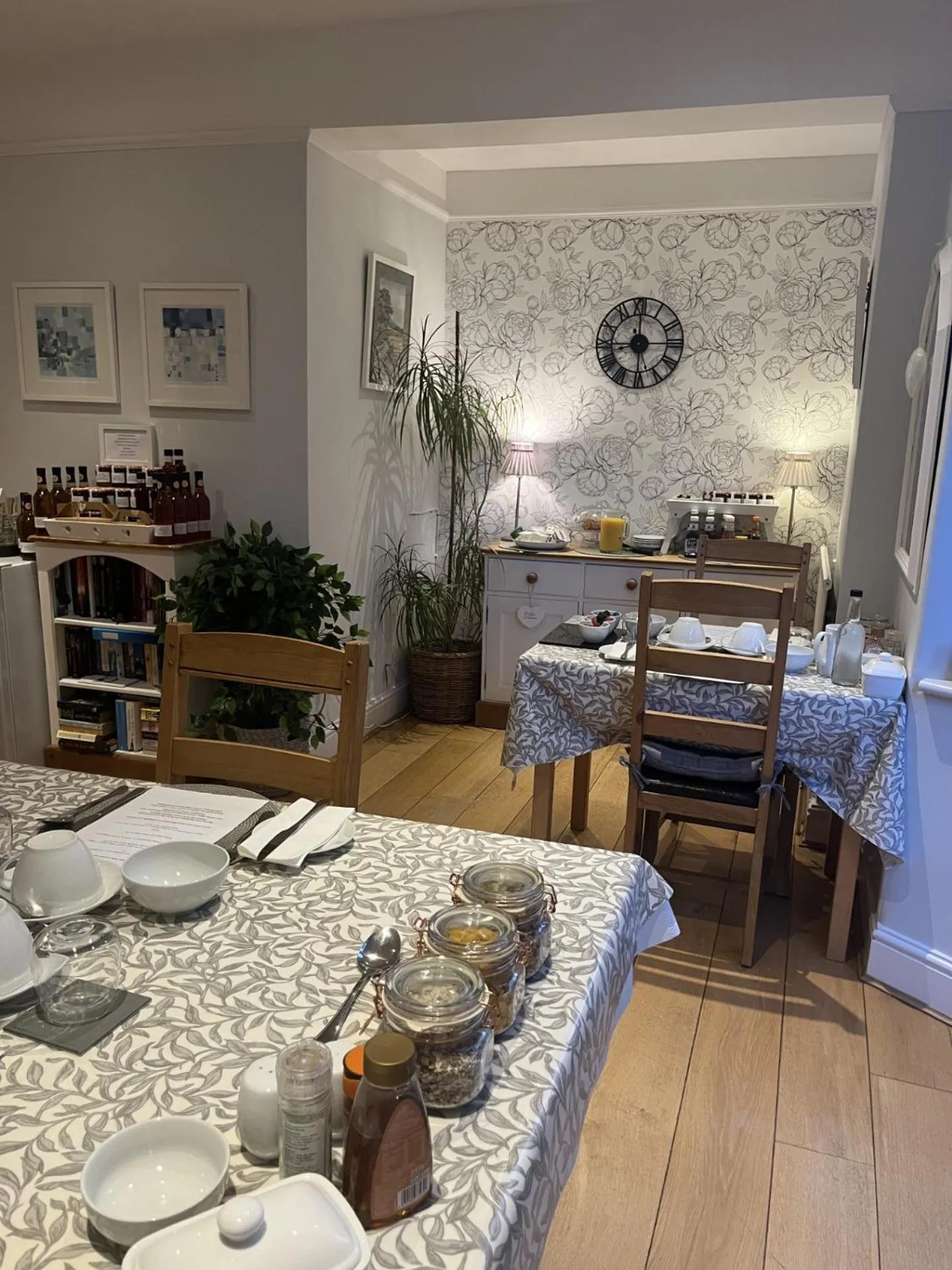 Dining area in The Glastonbury Townhouse B&B