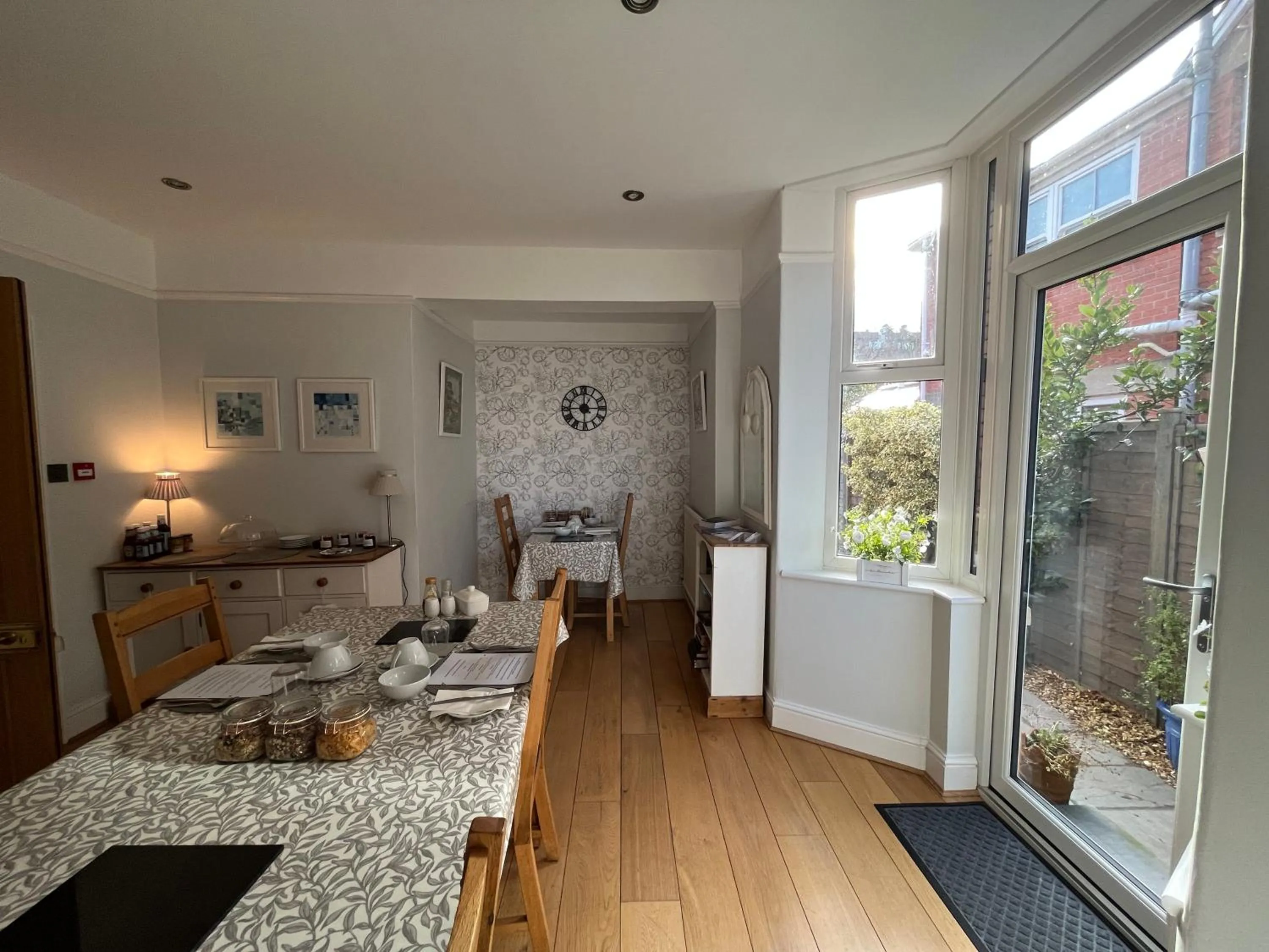 Breakfast in The Glastonbury Townhouse B&B