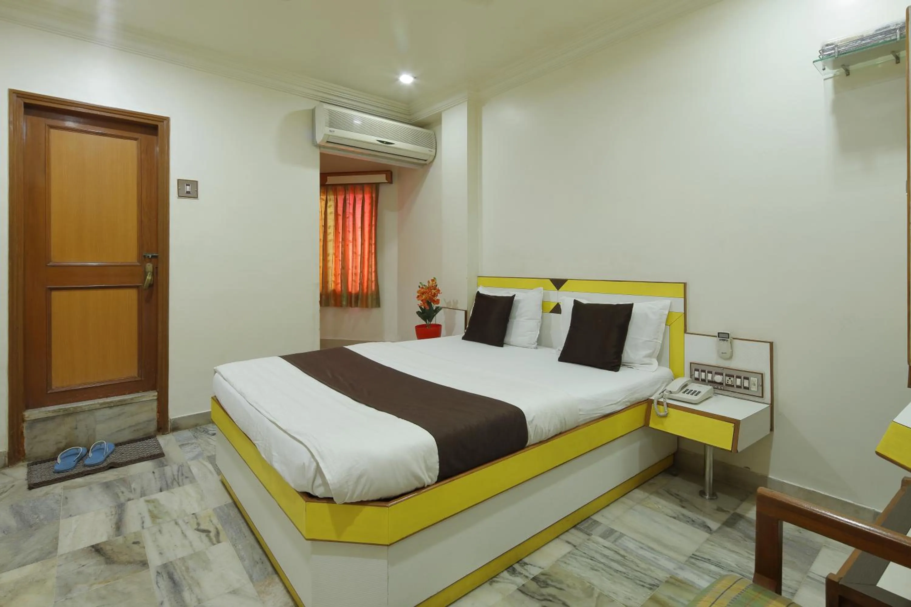 Photo of the whole room, Bed in Hotel Good Night