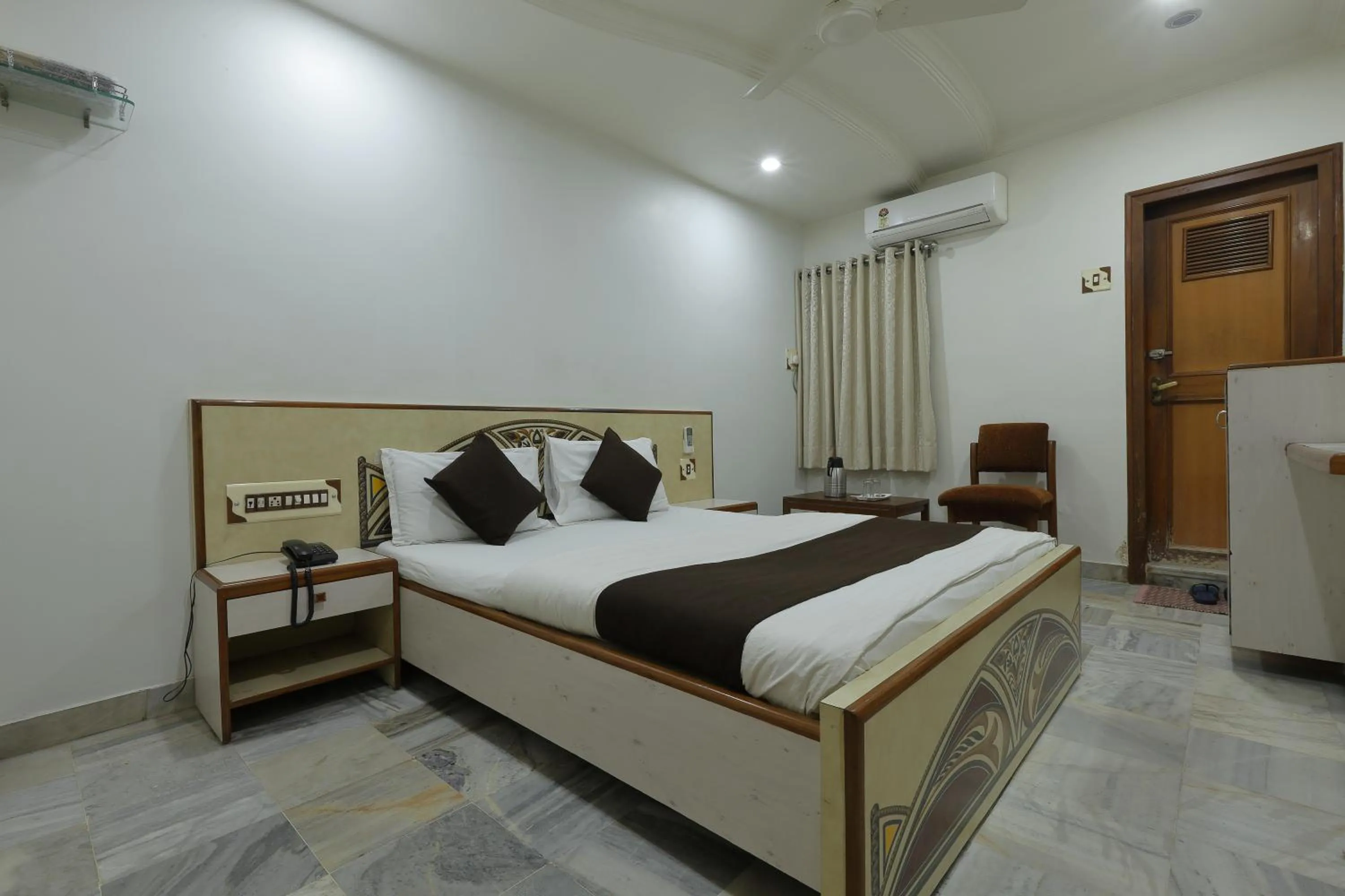 Photo of the whole room, Bed in Hotel Good Night