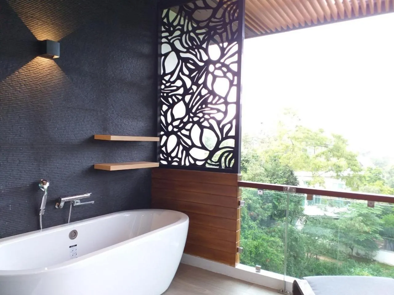 Reiz - Private Residence