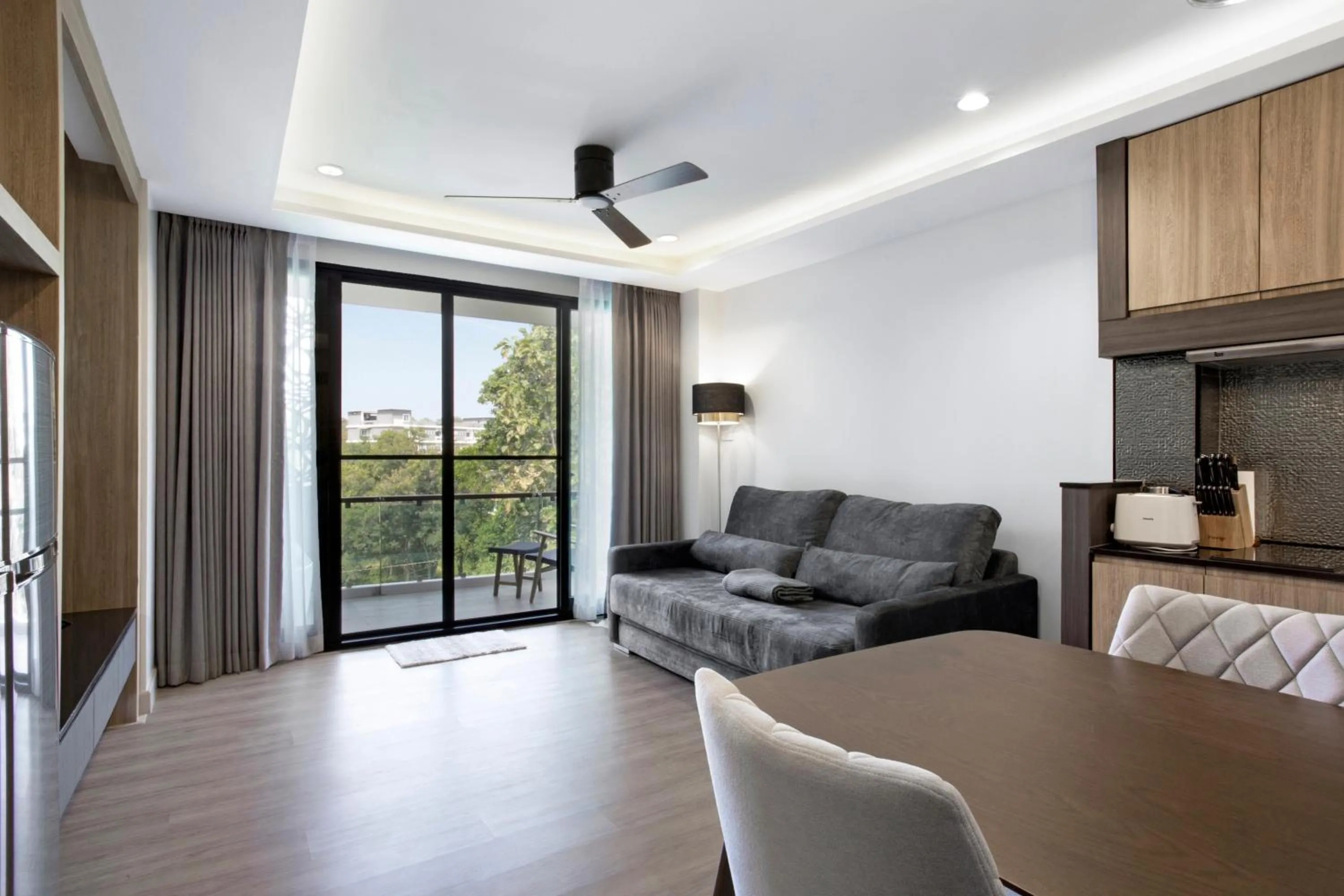 Reiz - Private Residence