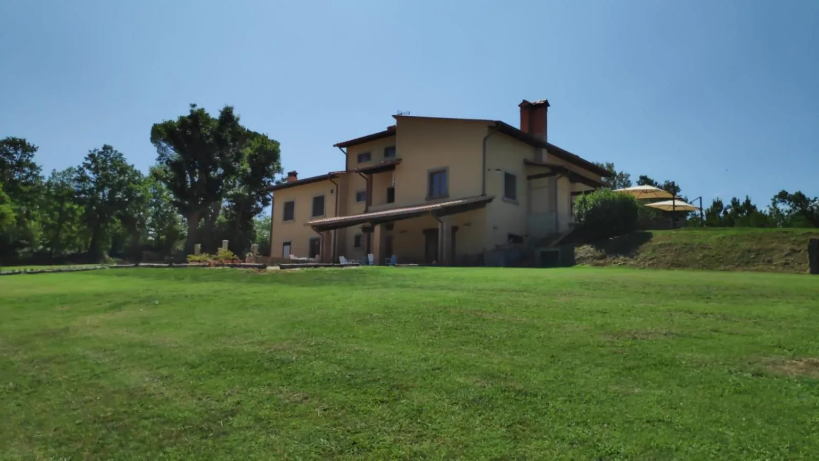 Property building in B&B CASALISA