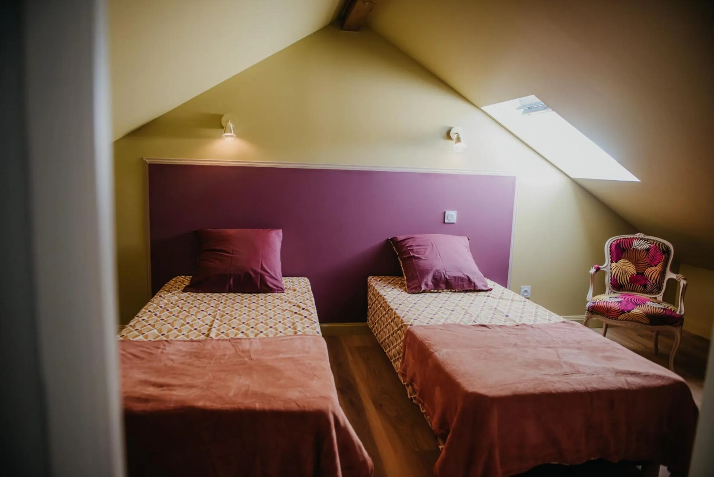Bedroom, Bed in La Maison Augustine