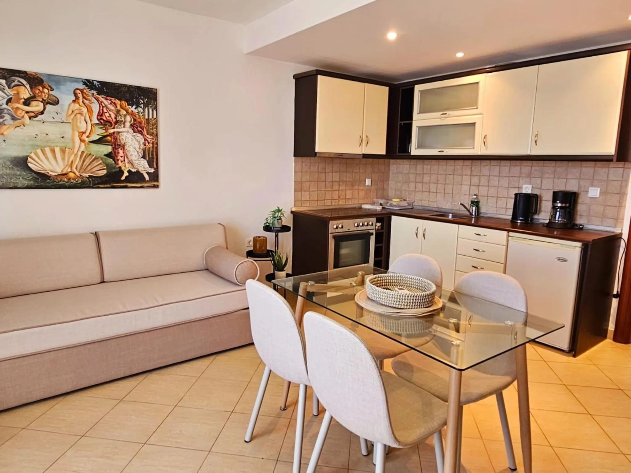 Decorative detail in Corfu Glyfada Menigos Resort 22