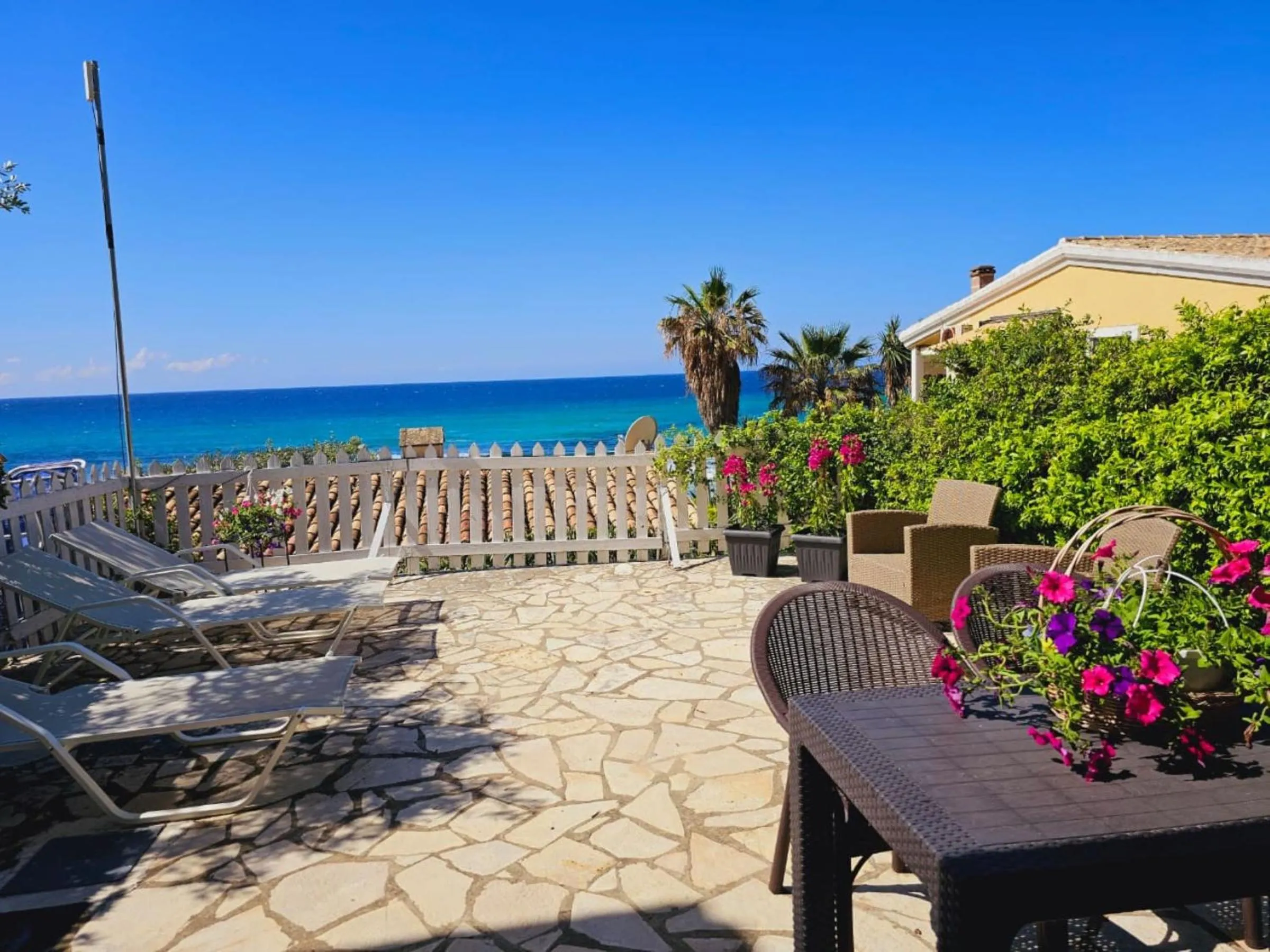 Corfu Glyfada Menigos Resort 22