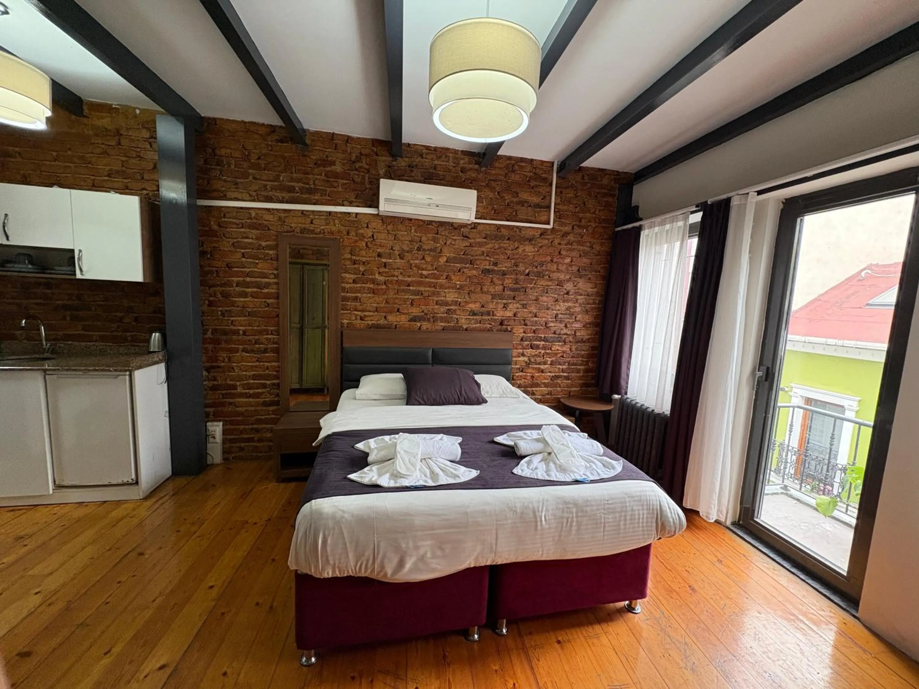 Bedroom, Bed in Taksim Otto suite