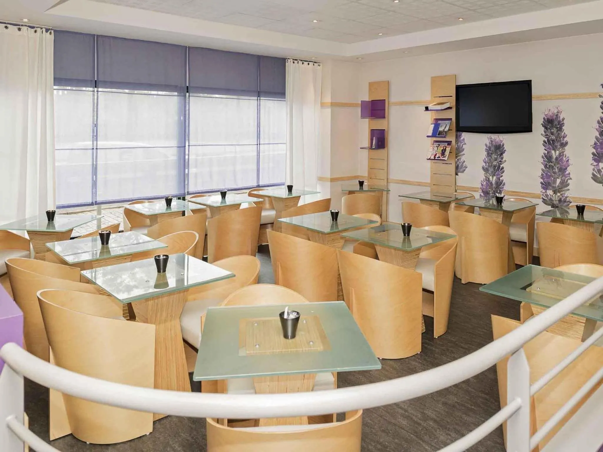 Lounge or bar in ibis Metz Centre Gare