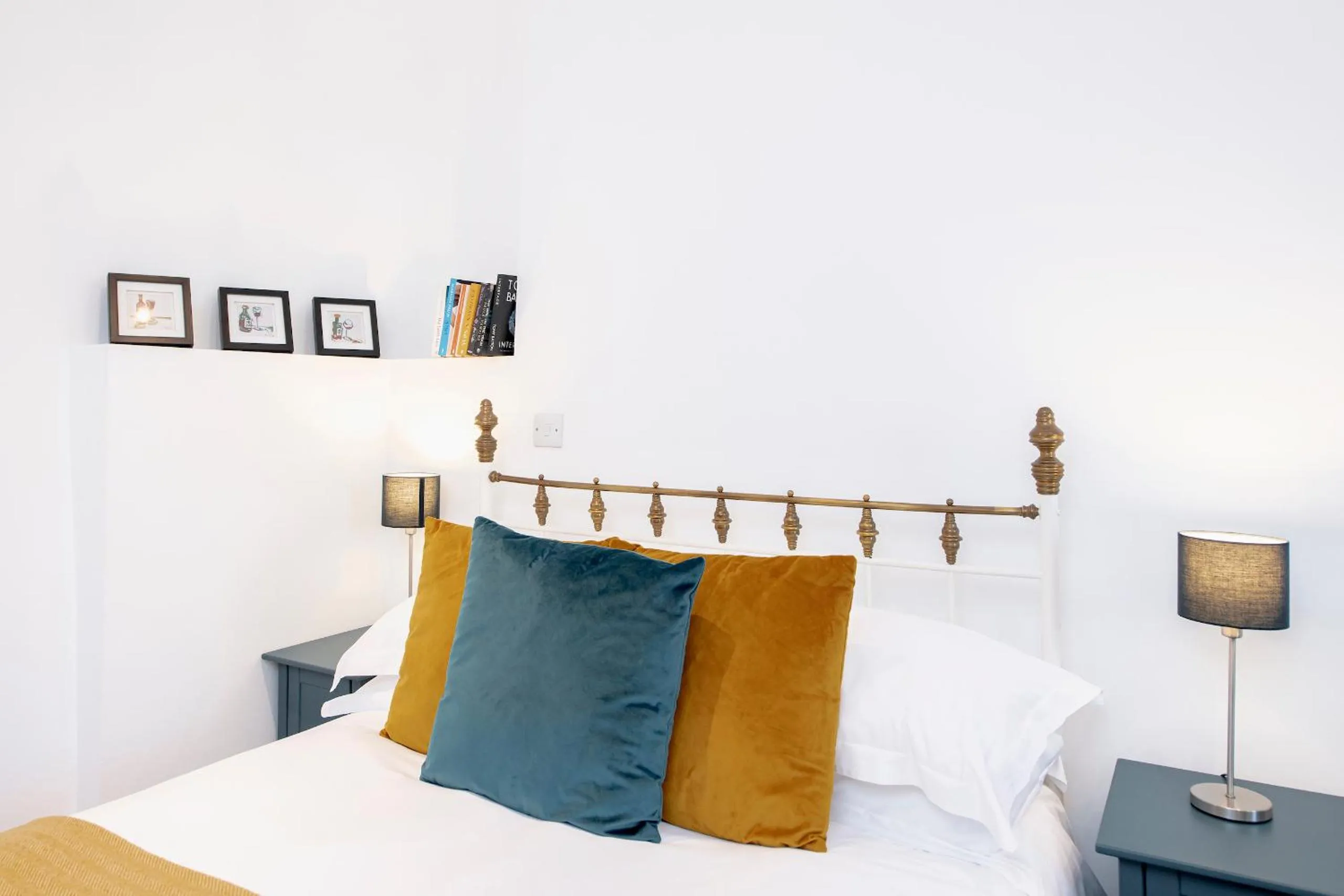 Bedroom, Bed in The Old Parsonage
