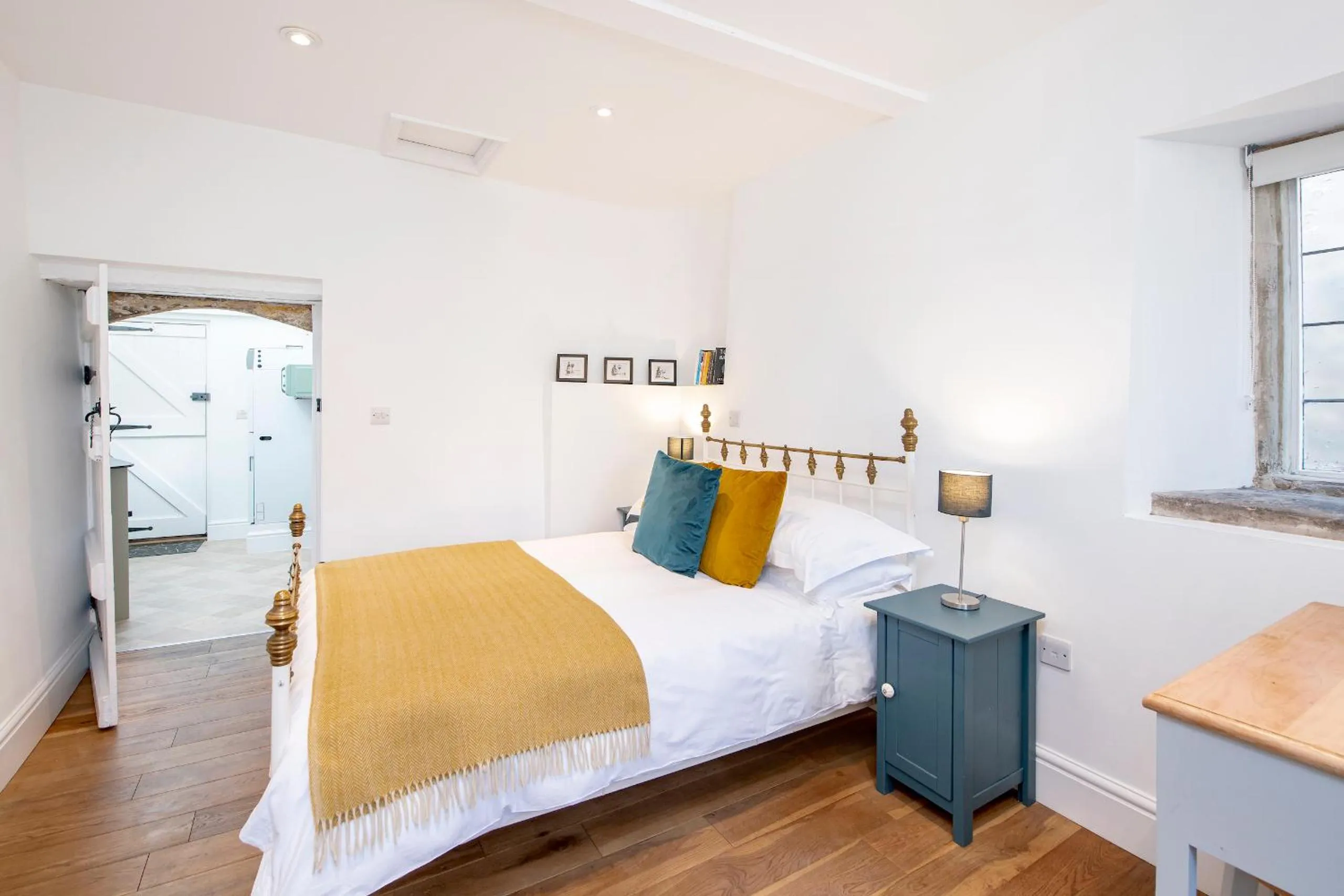 Bedroom, Bed in The Old Parsonage