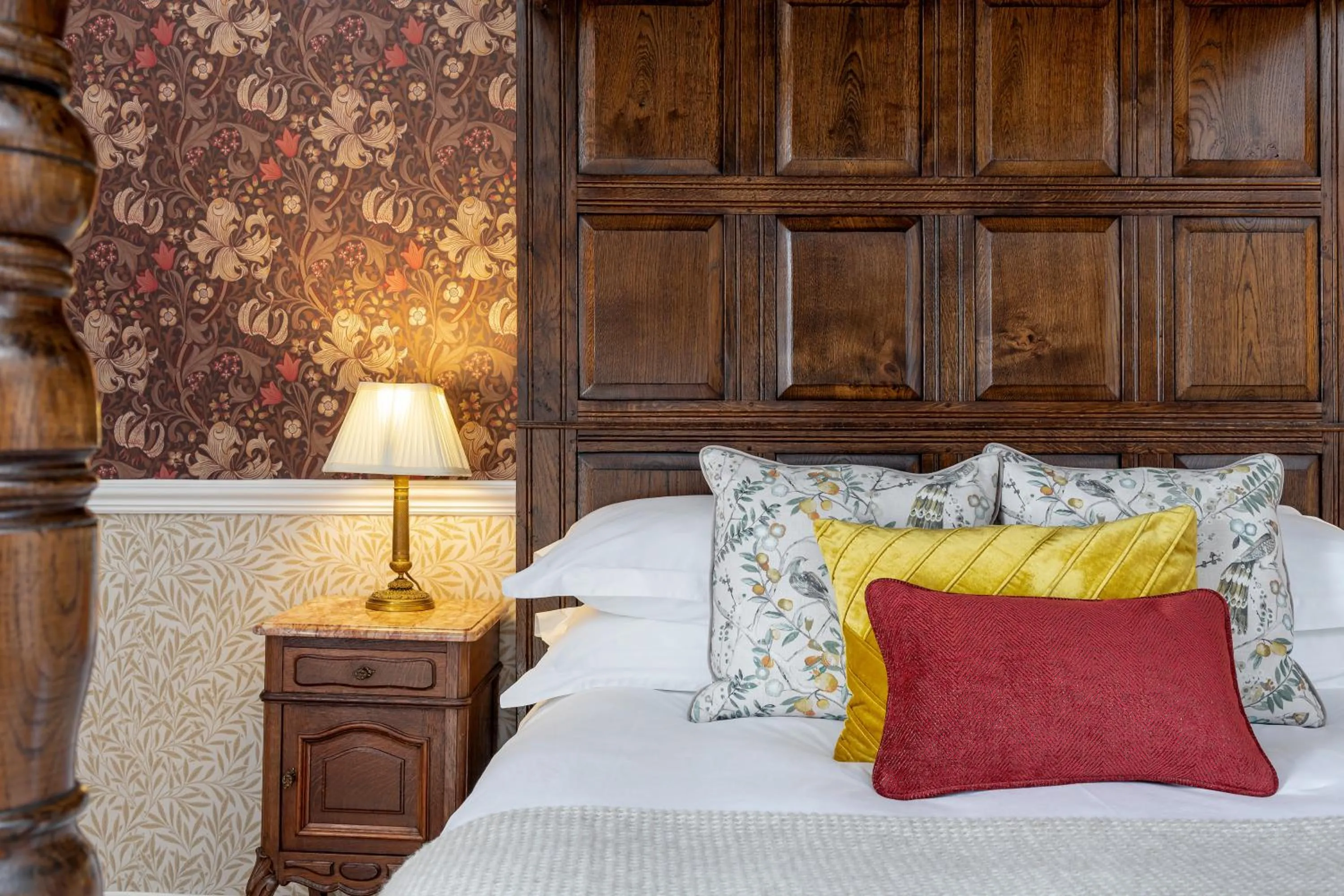 Bedroom, Bed in The Old Parsonage