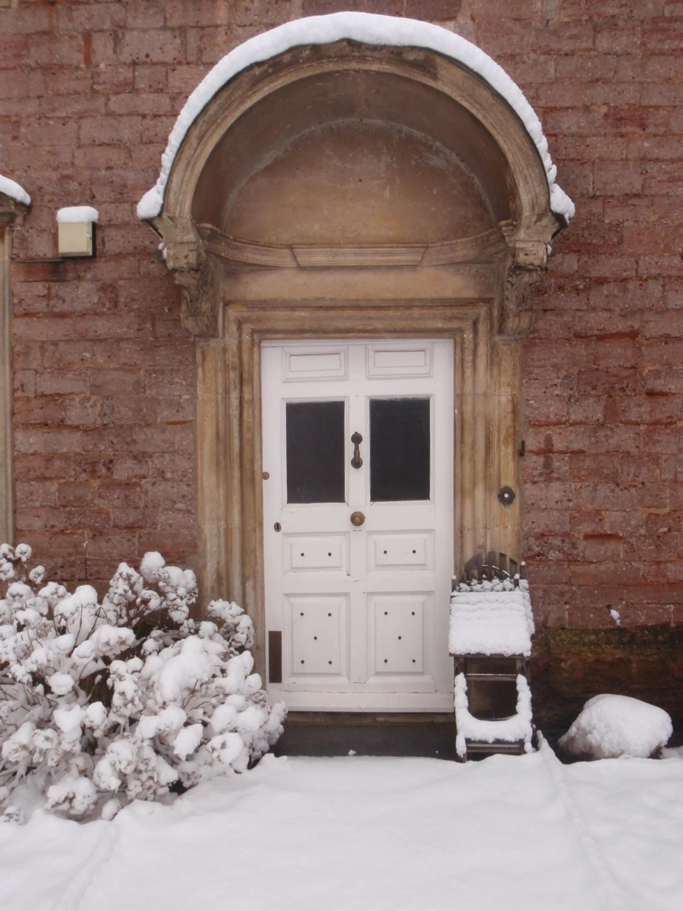 Facade/entrance in The Old Parsonage
