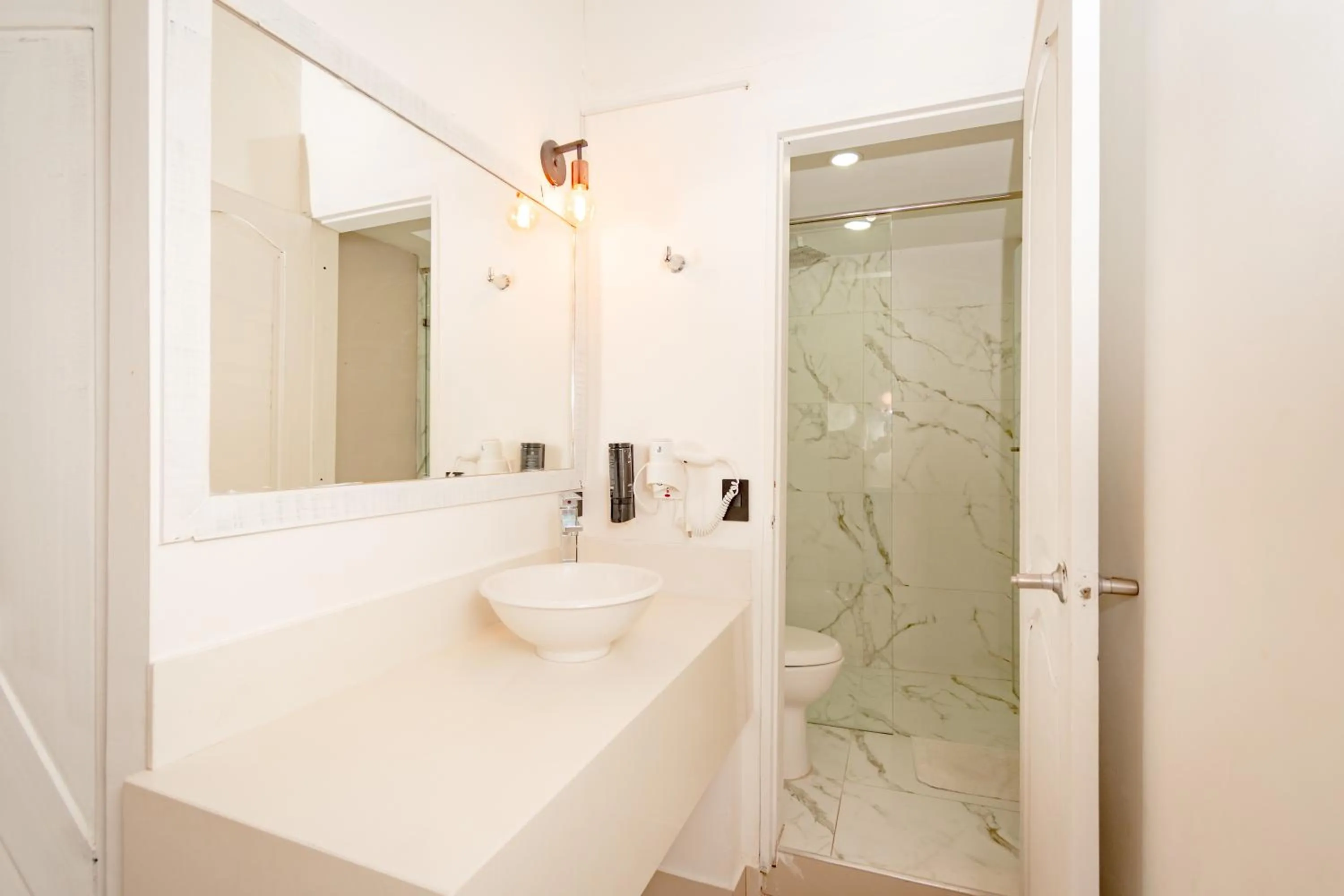Bathroom in Casa Amanzi Cartagena by Bernalo Hotels