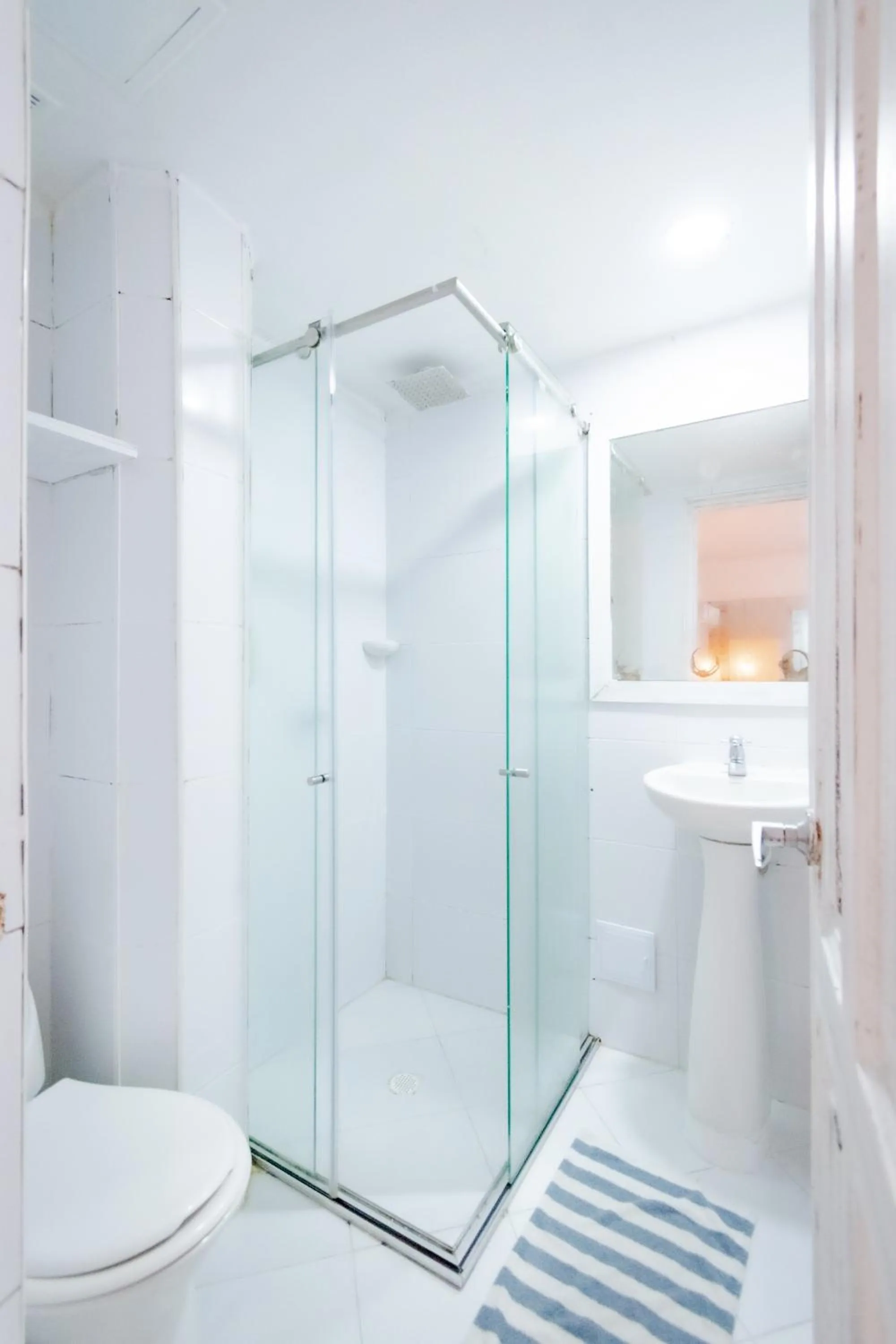 Shower in Casa Amanzi Cartagena by Bernalo Hotels