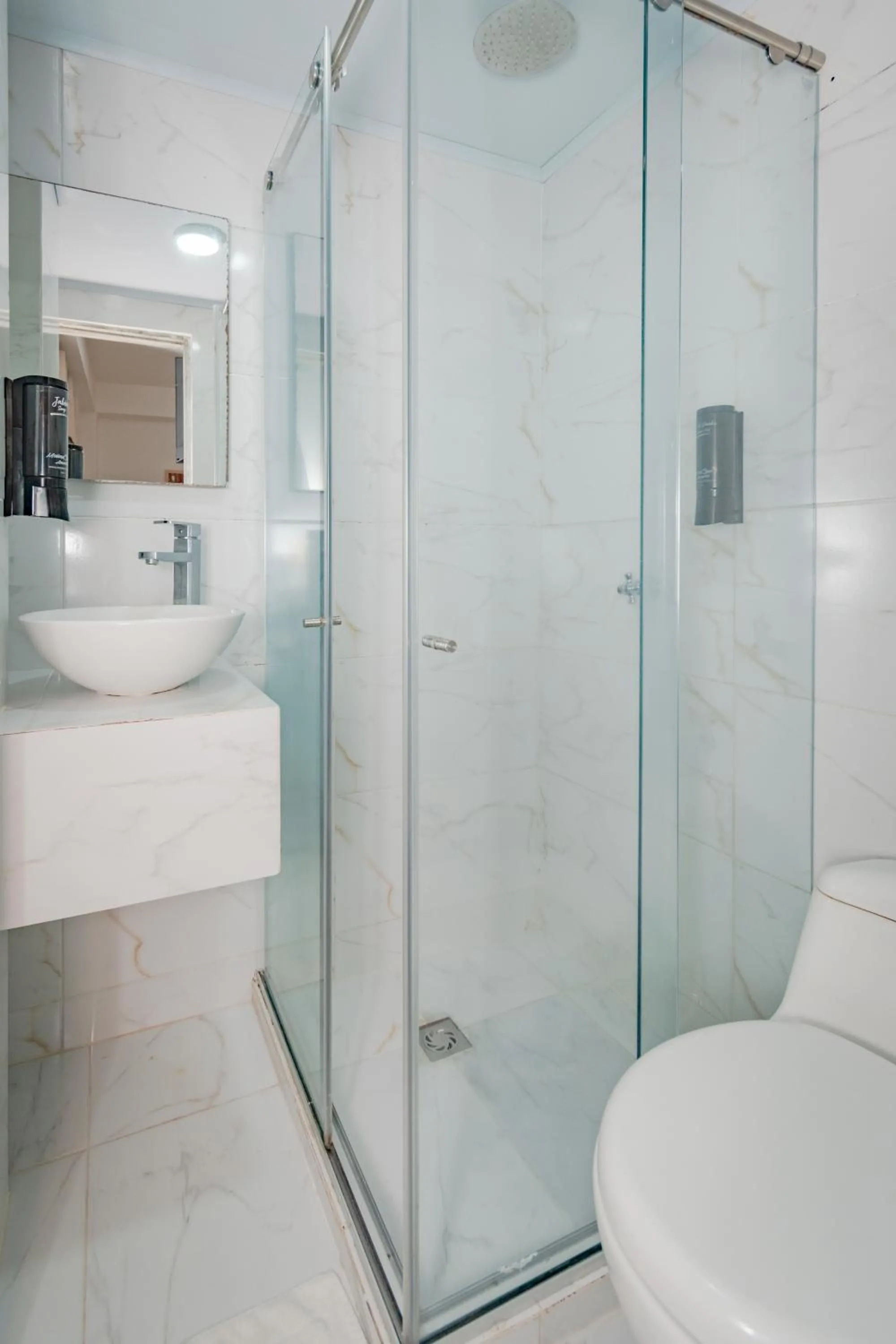 Bathroom in Casa Amanzi Cartagena by Bernalo Hotels