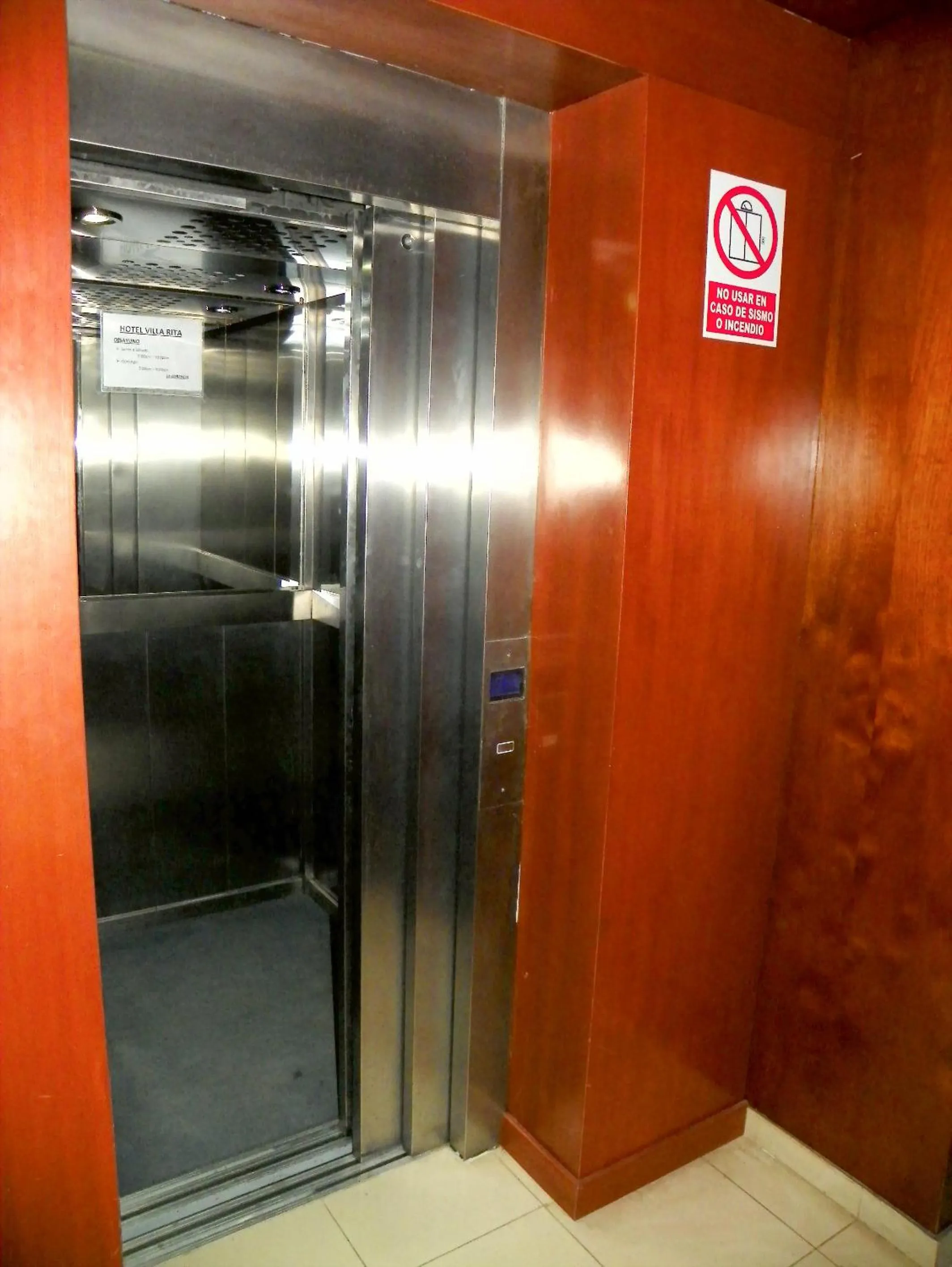 Decorative detail in Hotel Villa Rita Chiclayo