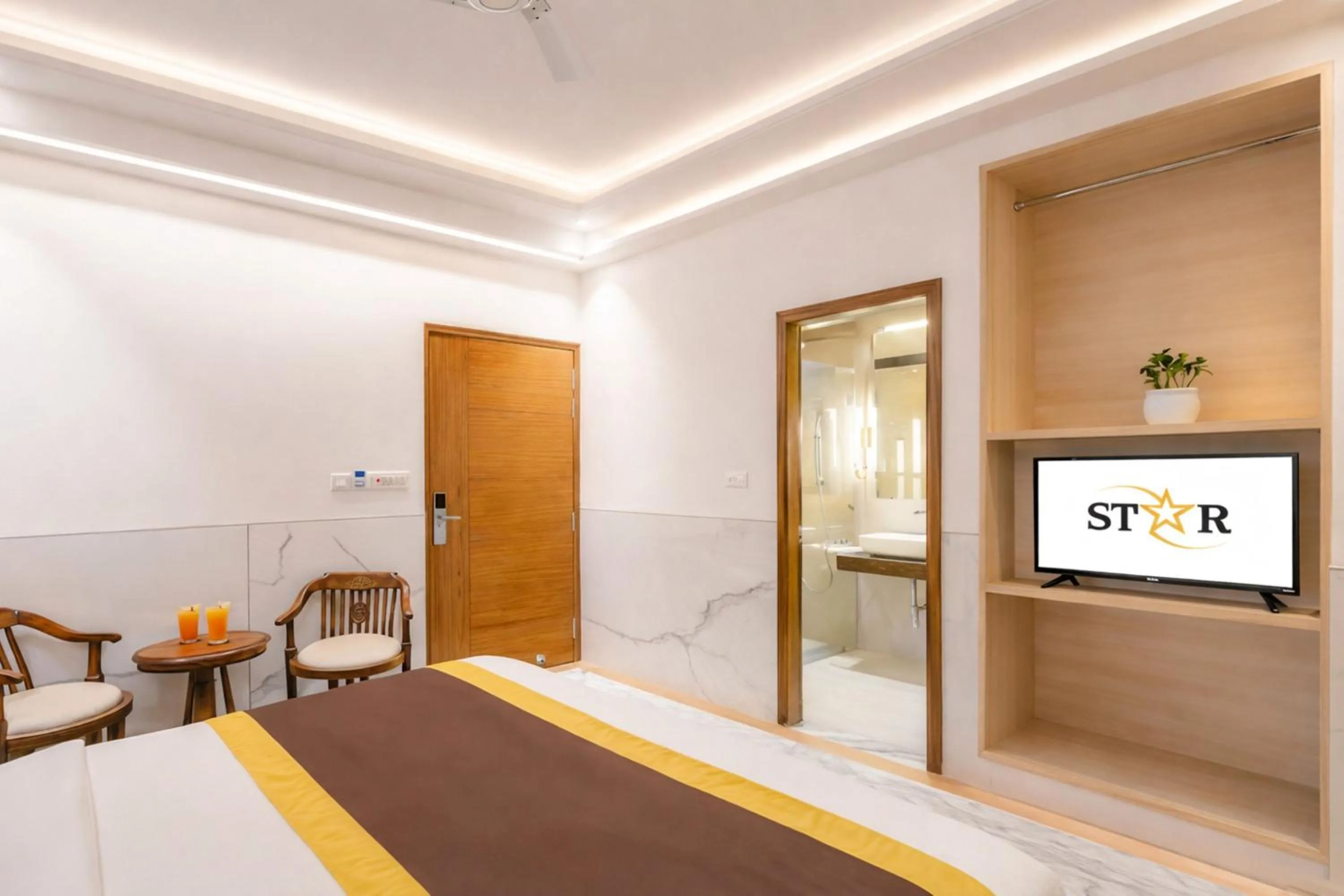 Photo of the whole room in Hotel Star By Star Group- Near Delhi Airport