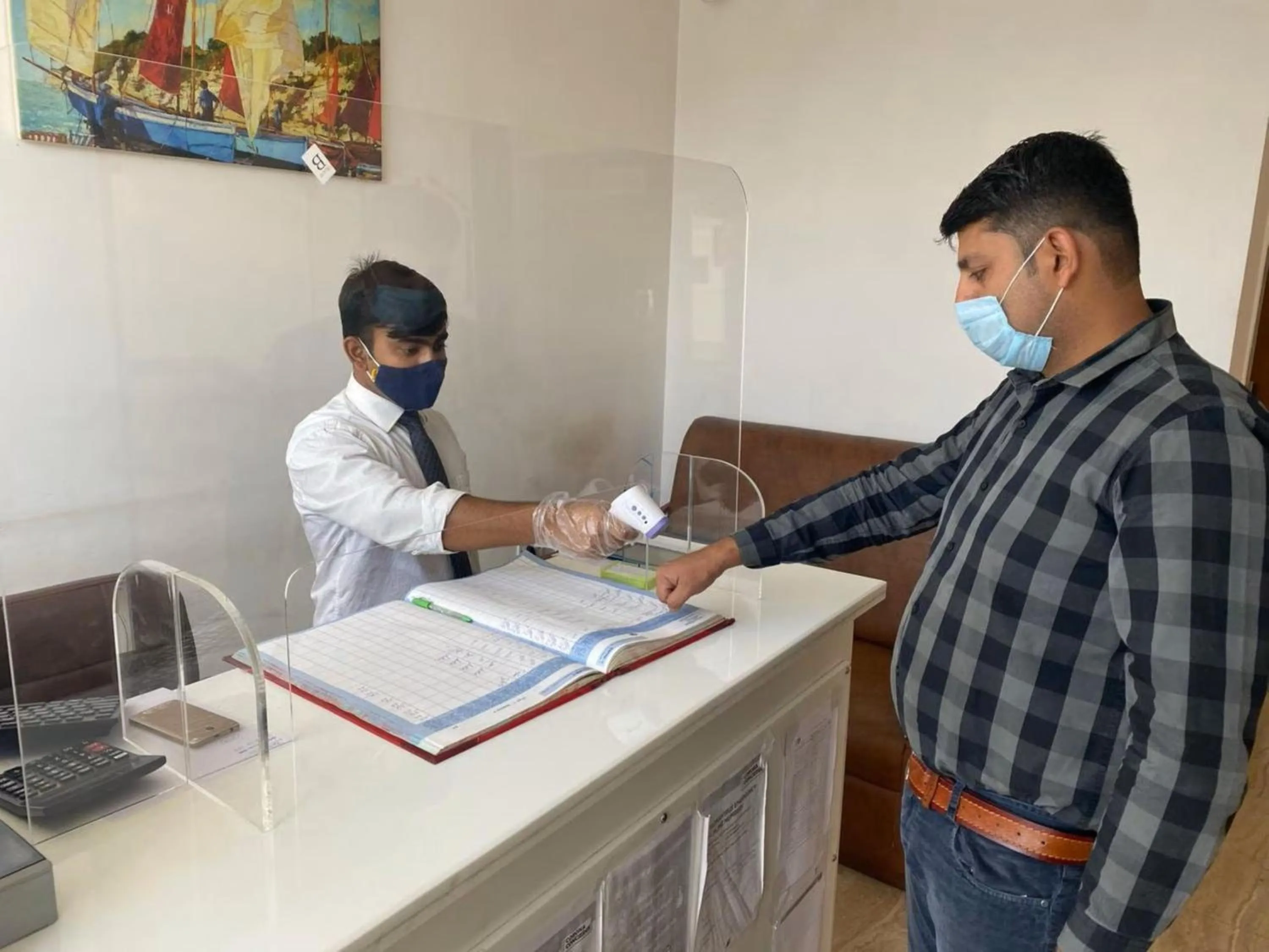 group of guests in Hotel Star By Star Group- Near Delhi Airport