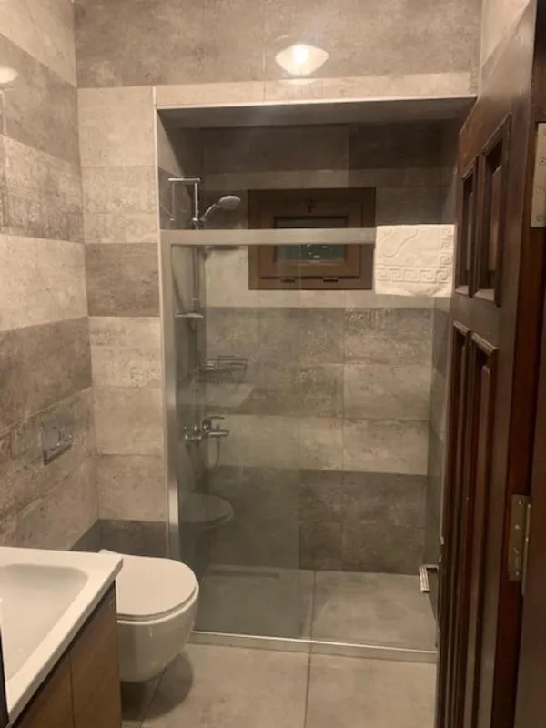 Shower in Orya Aparts