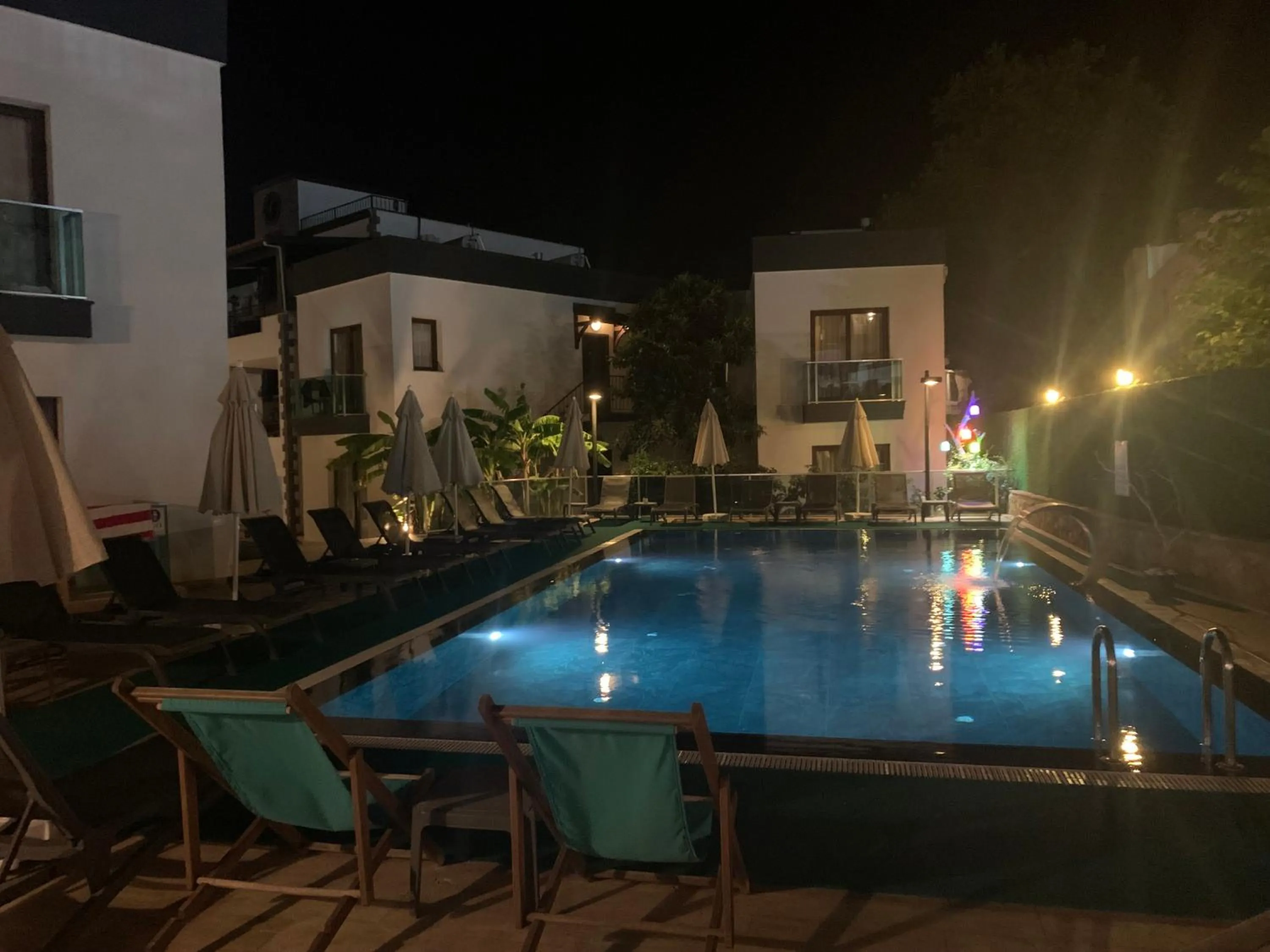 Night in Orya Aparts