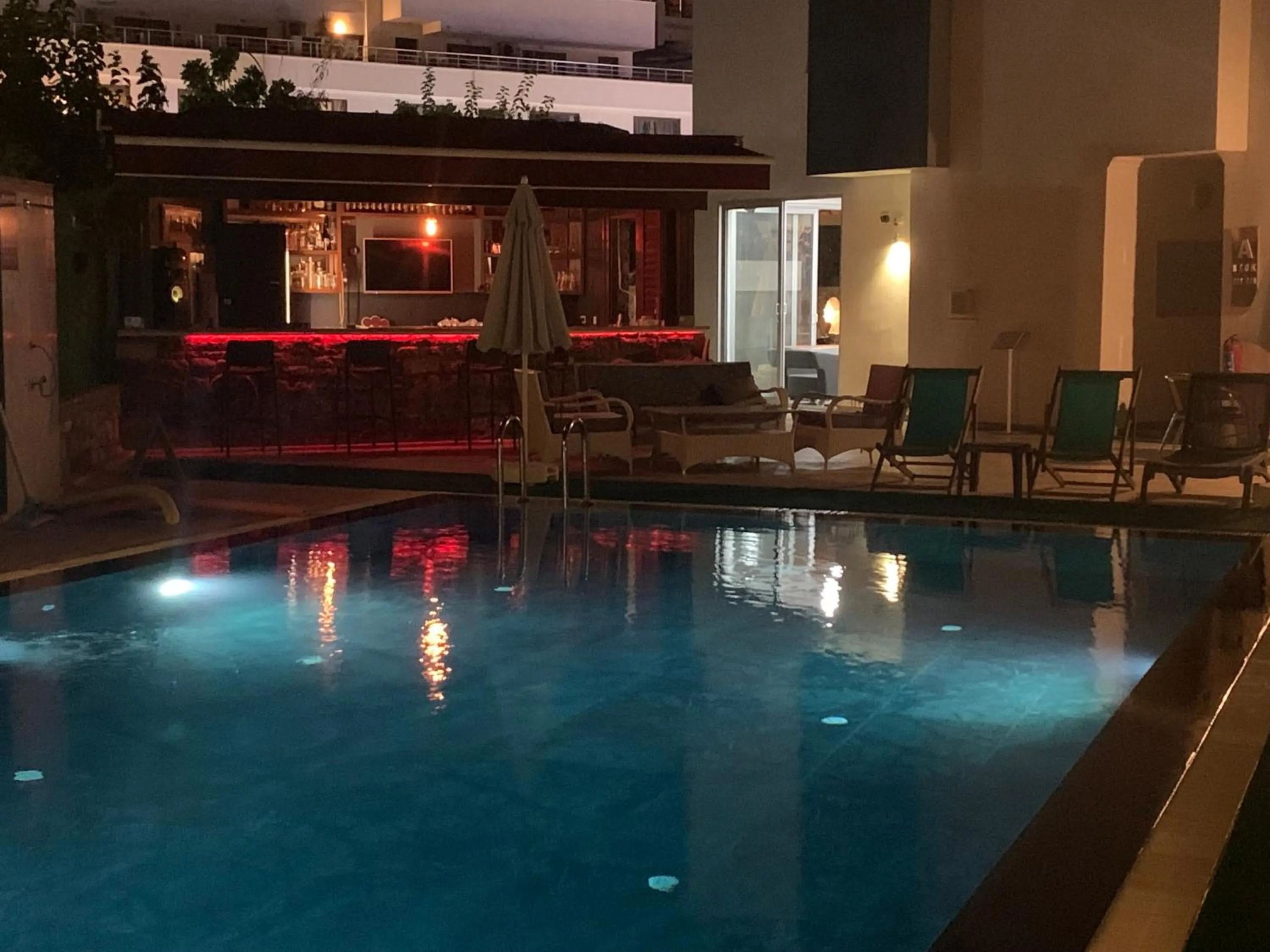 Swimming pool in Orya Aparts