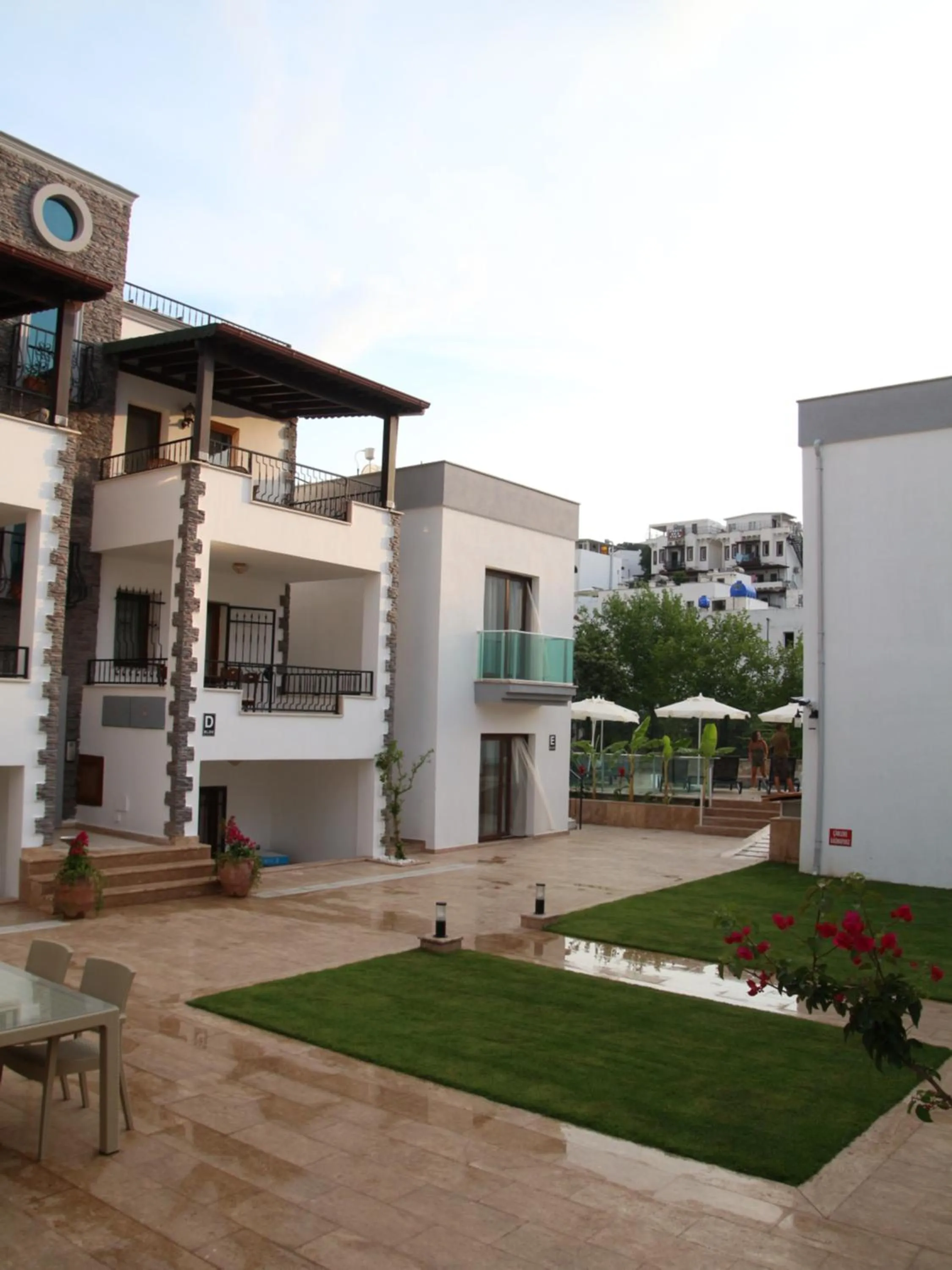 Property building in Orya Aparts