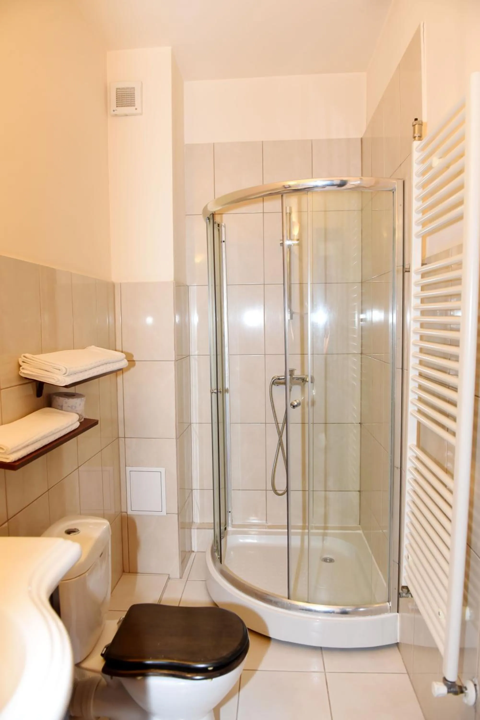 Bathroom in Hotel Gema