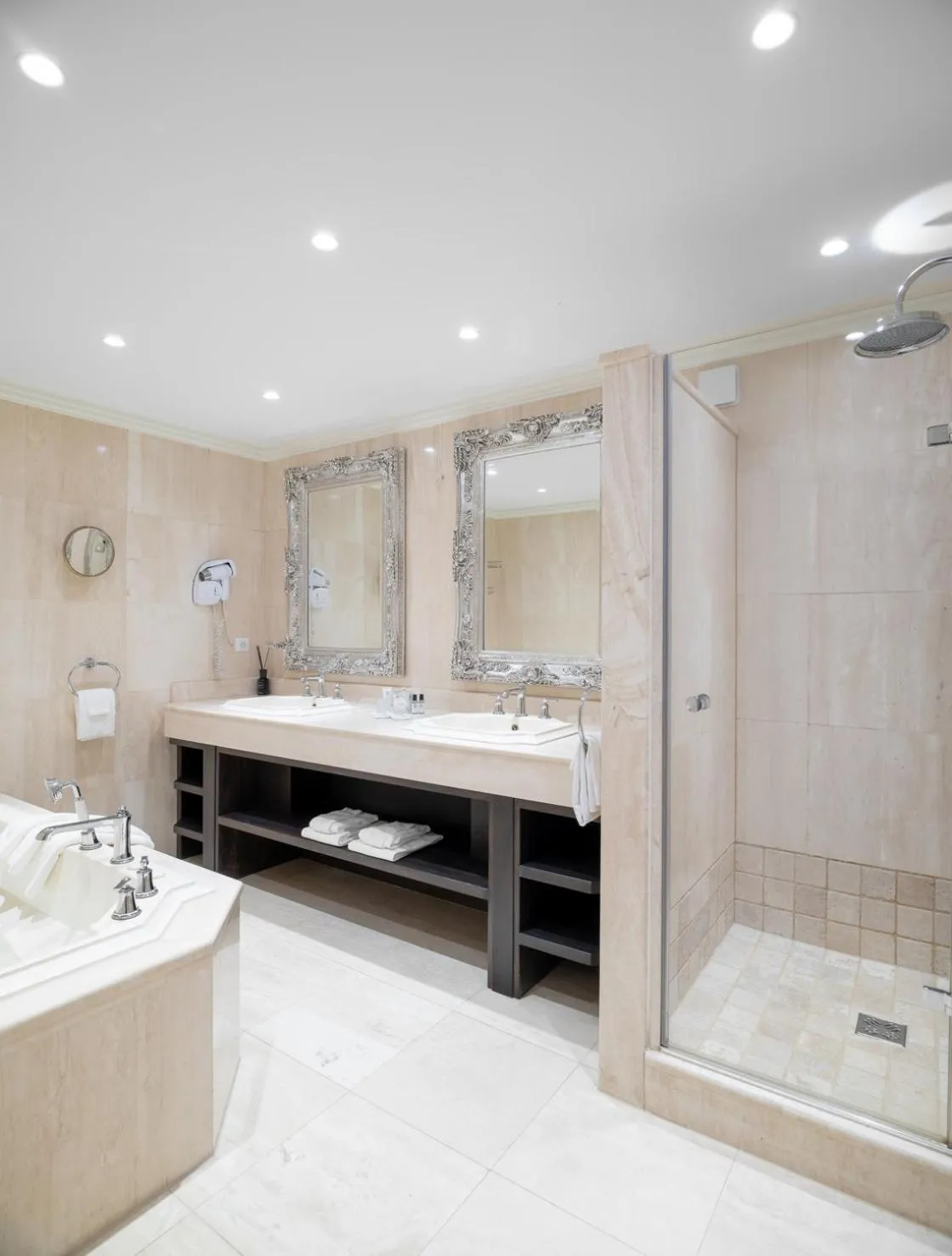 LA CHENEAUDIÈRE - Hôtel Spa - Relais & Châteaux - Restaurant étoilé