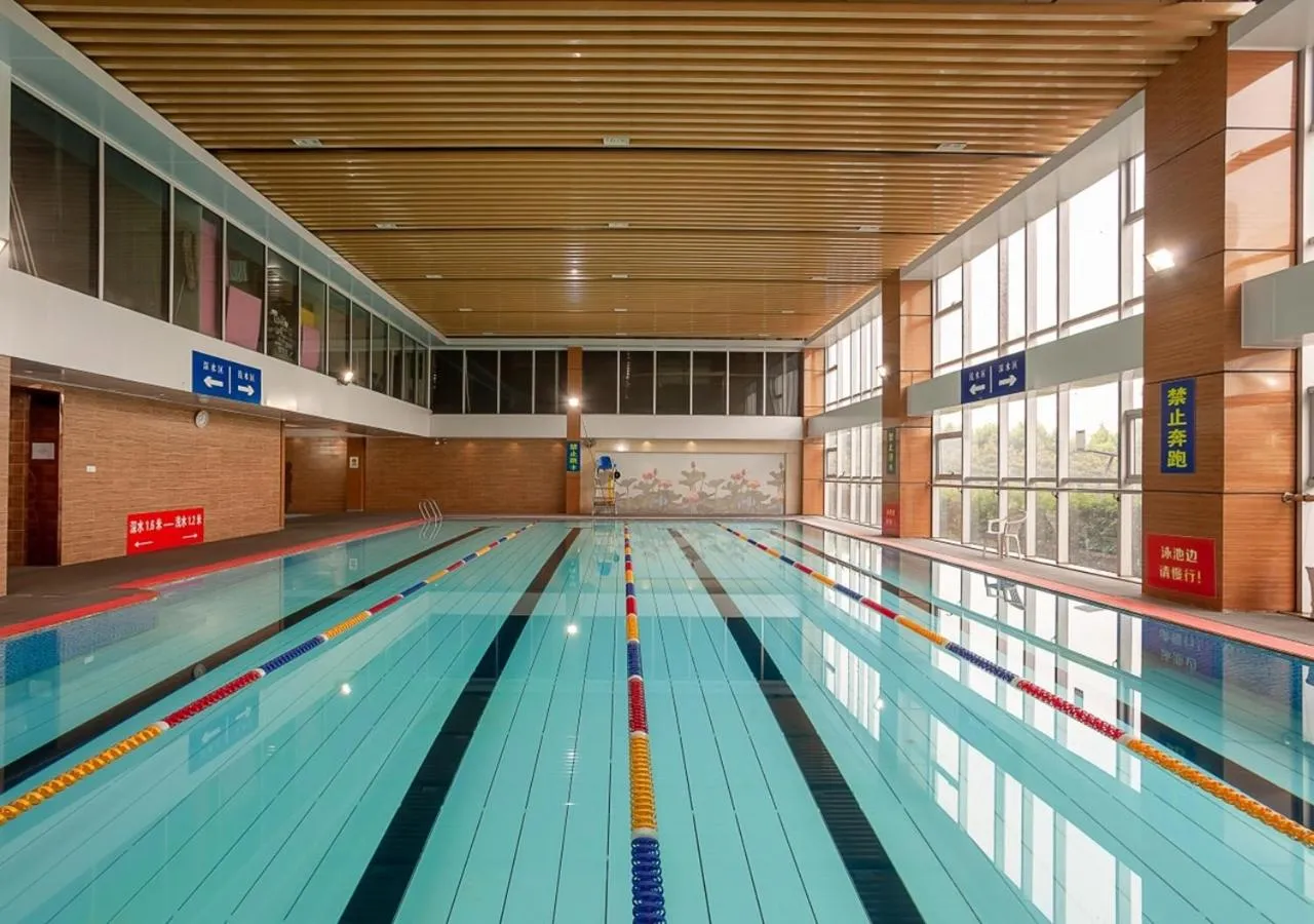 Swimming pool in CYTS Eastern Jiading Hotel Shanghai - Original CYTS GreenTree Eastern International Hotel