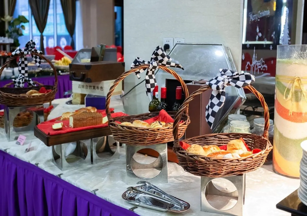 Breakfast in CYTS Eastern Jiading Hotel Shanghai - Original CYTS GreenTree Eastern International Hotel