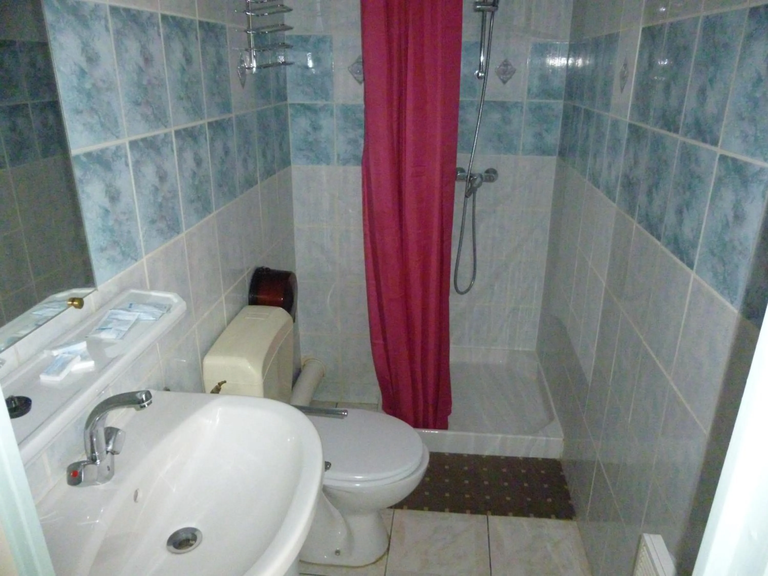 Bathroom in Hotel California