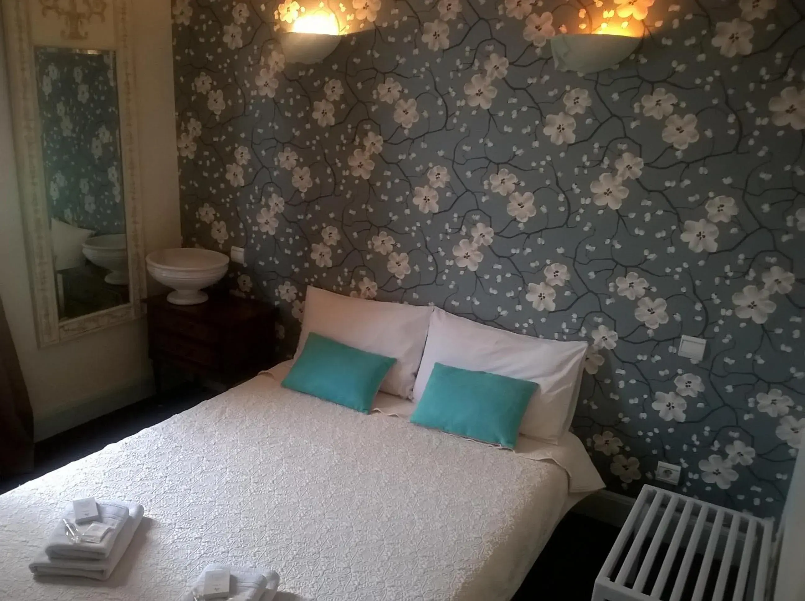 Family Room in Hotel California Family Room in Hotel California