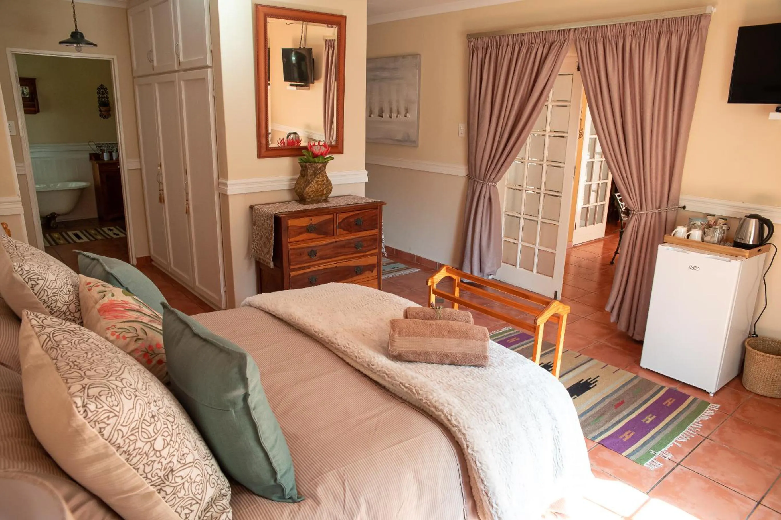 Photo of the whole room in Roses and Pebbles B & B Guest House