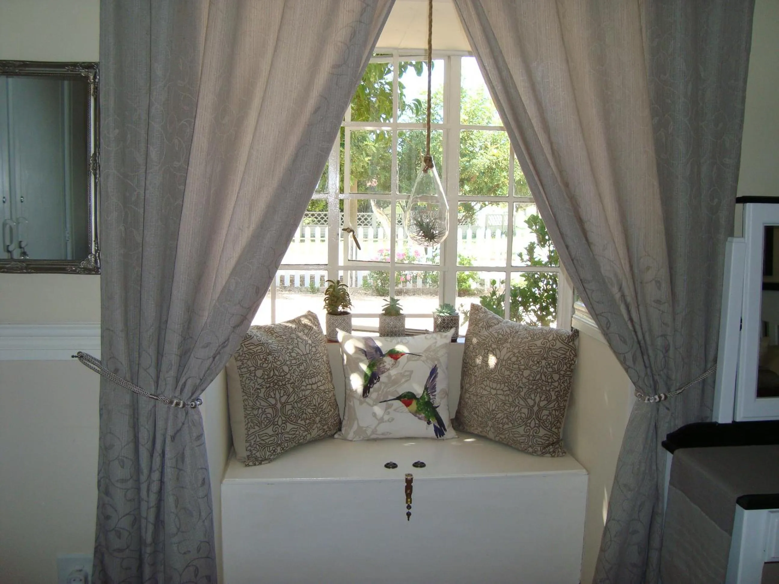 Decorative detail in Roses and Pebbles B & B Guest House