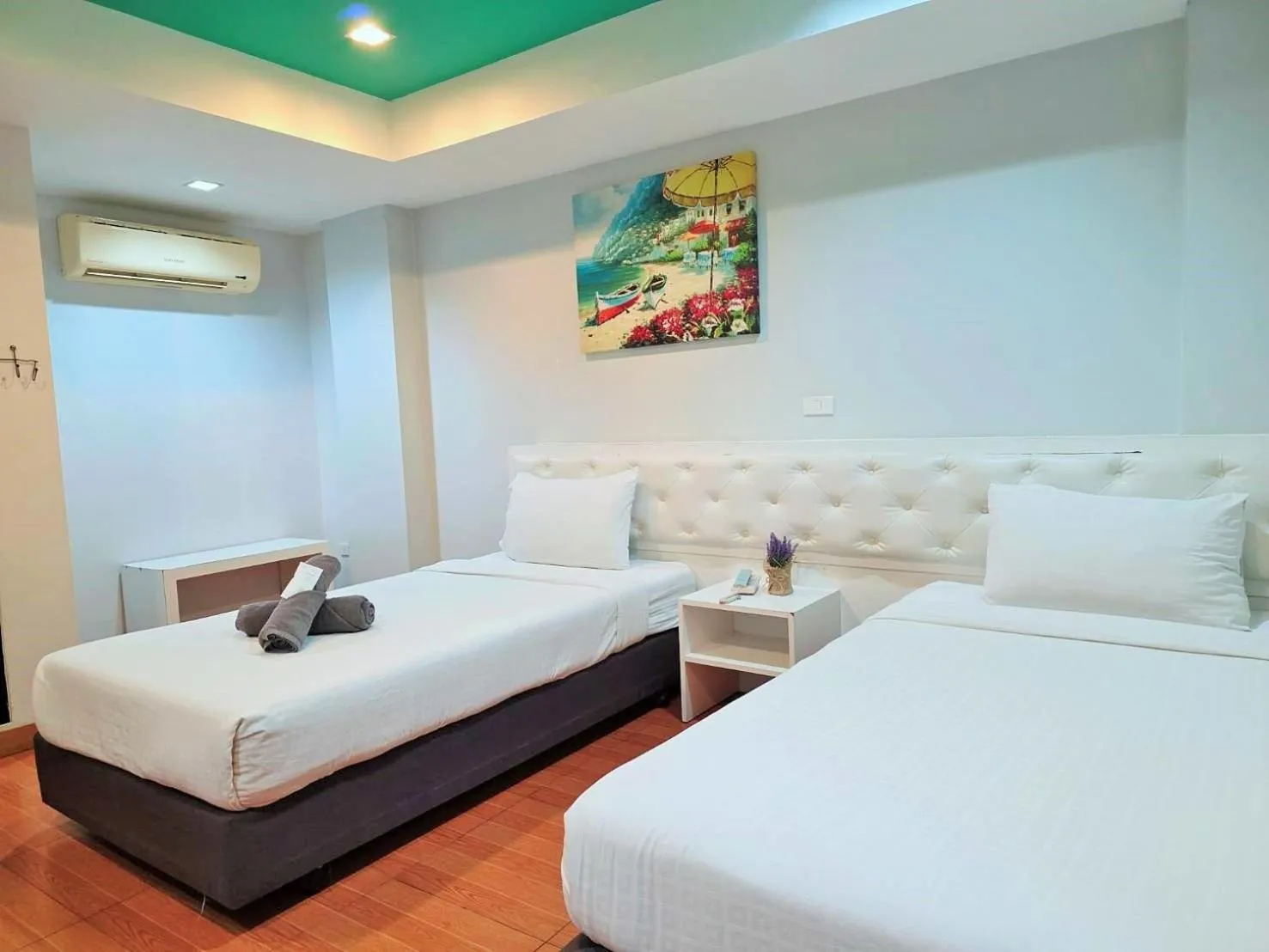 Bed in Ma Non Nont Hotel & Apartment