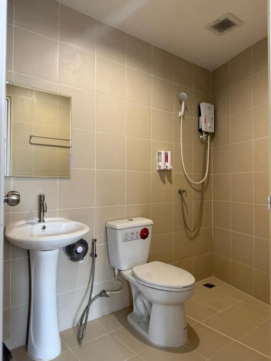 Ma Non Nont Hotel & Apartment